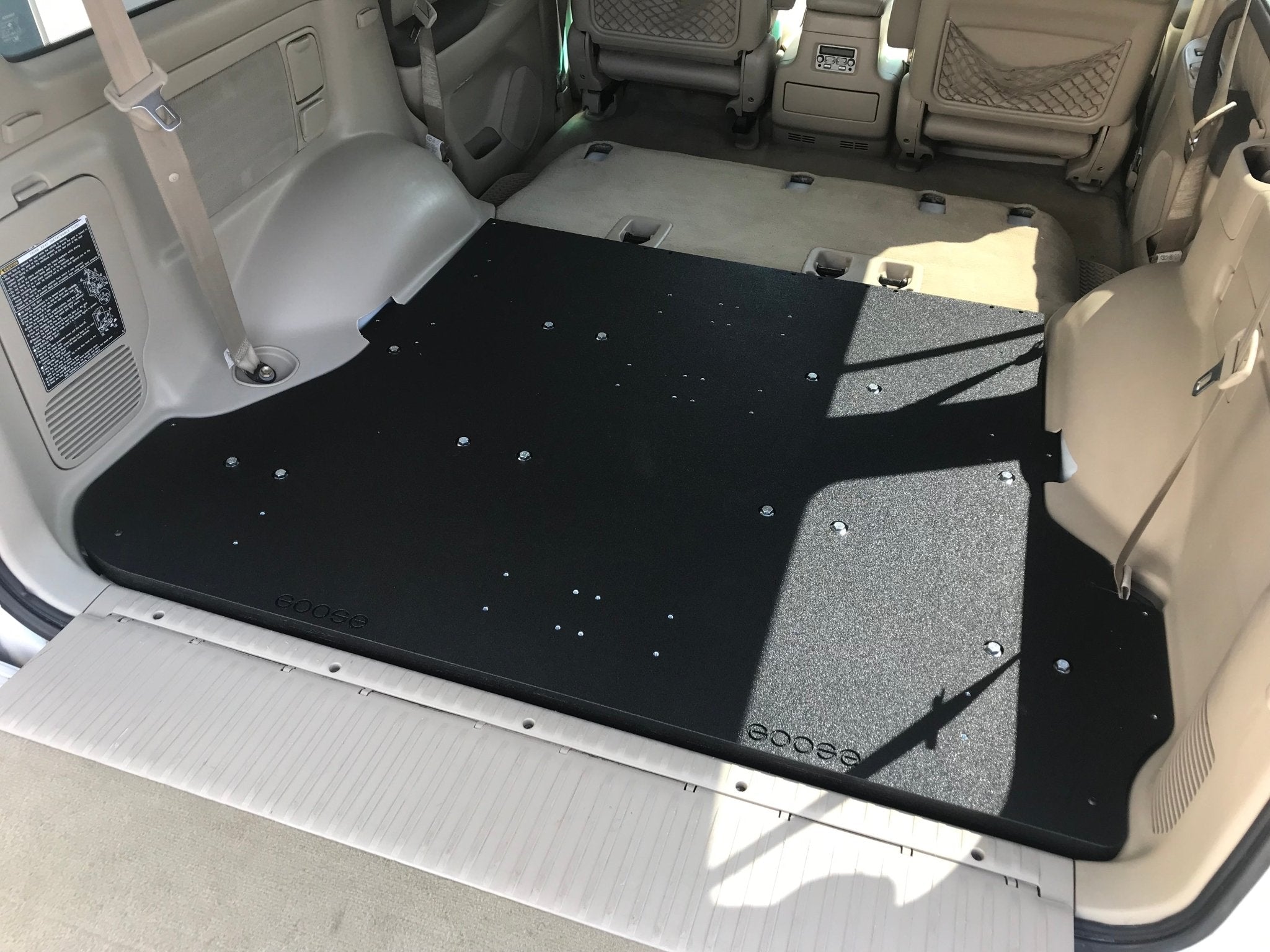 丰田陆地巡洋舰 1998-2007 100 系列 - 后板系统