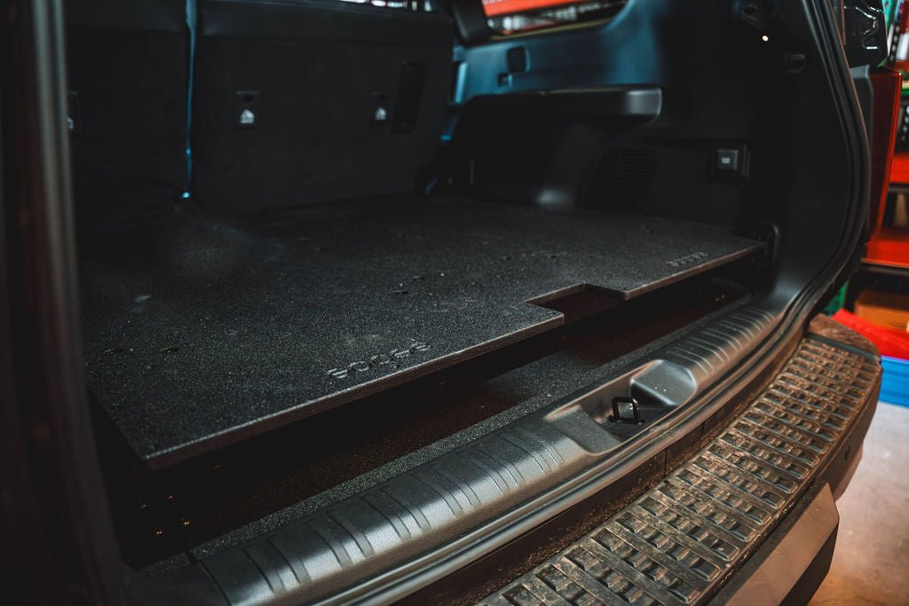 丰田 - 陆地巡洋舰 - 2024 年至今 - LC250 - 探索系列 - 后板系统