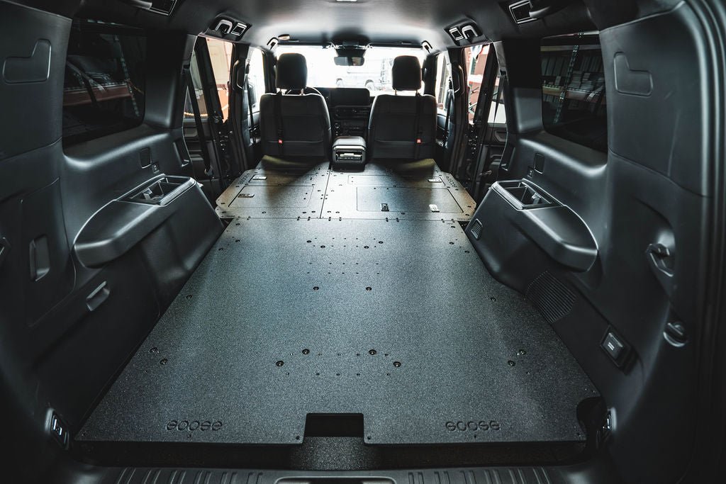 Toyota - Land Cruiser - 2024-Presente - LC250 - Serie Explore - Sistema de placa de eliminación de asientos - Segunda fila - Basado en placa