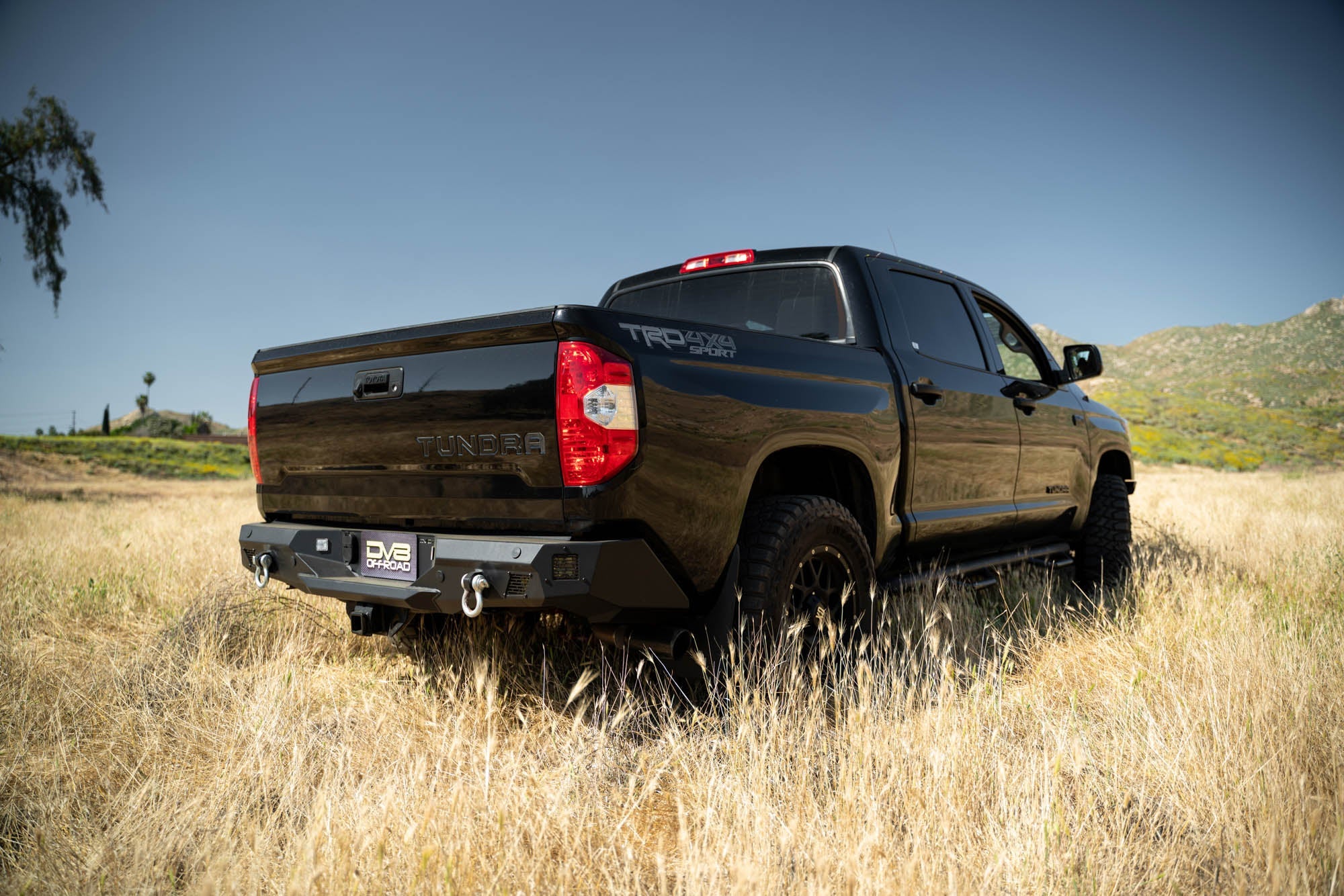toyota-tundra-bumper-dv8 - NVMOS