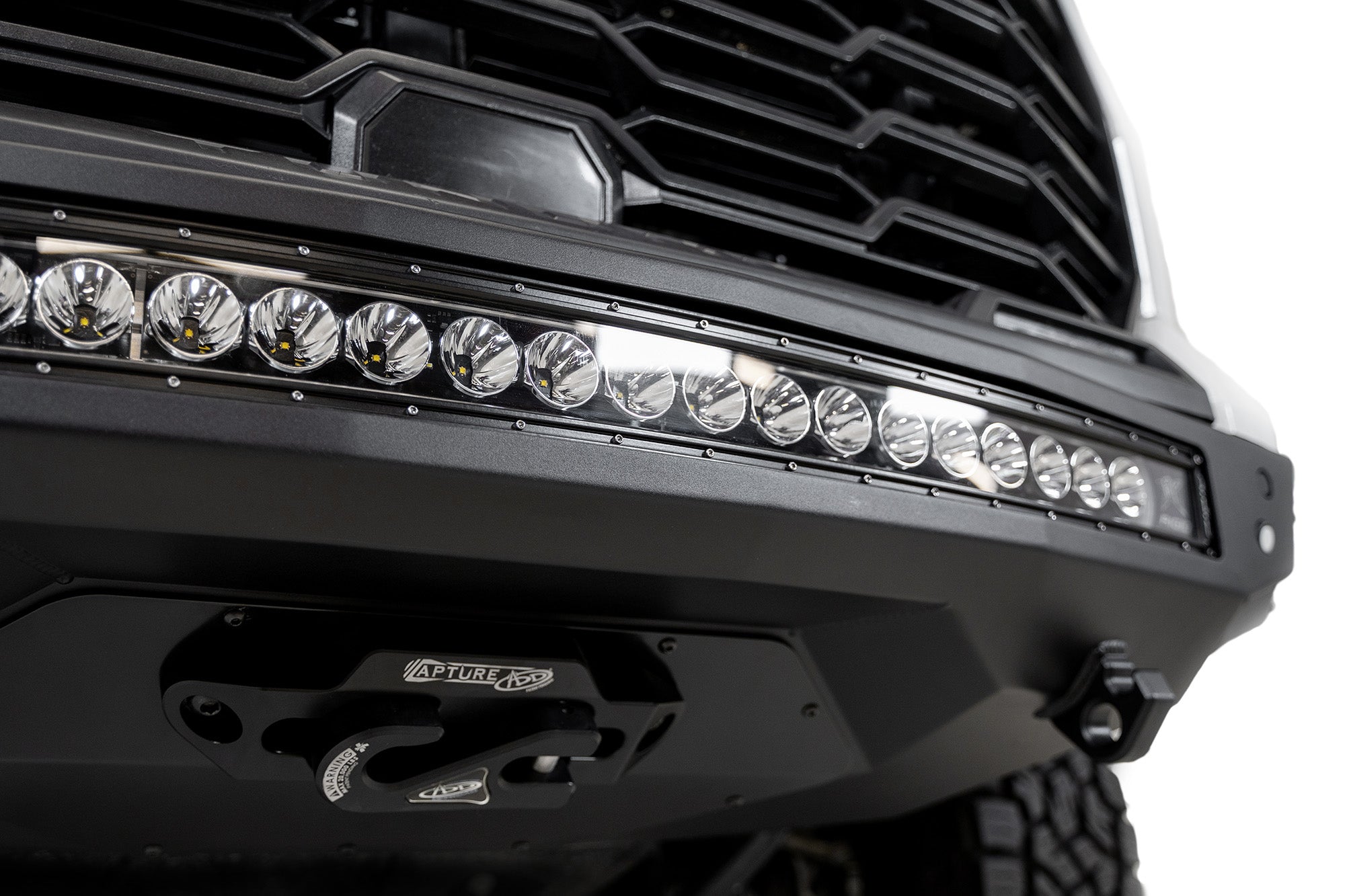 toyota-tundra-winch-front-bumper-stealth - NVMOS