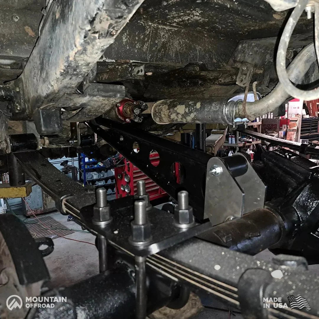 M.O.R.E. rear axle traction bar for Jeep CJ7 and Wrangler YJ - view 6