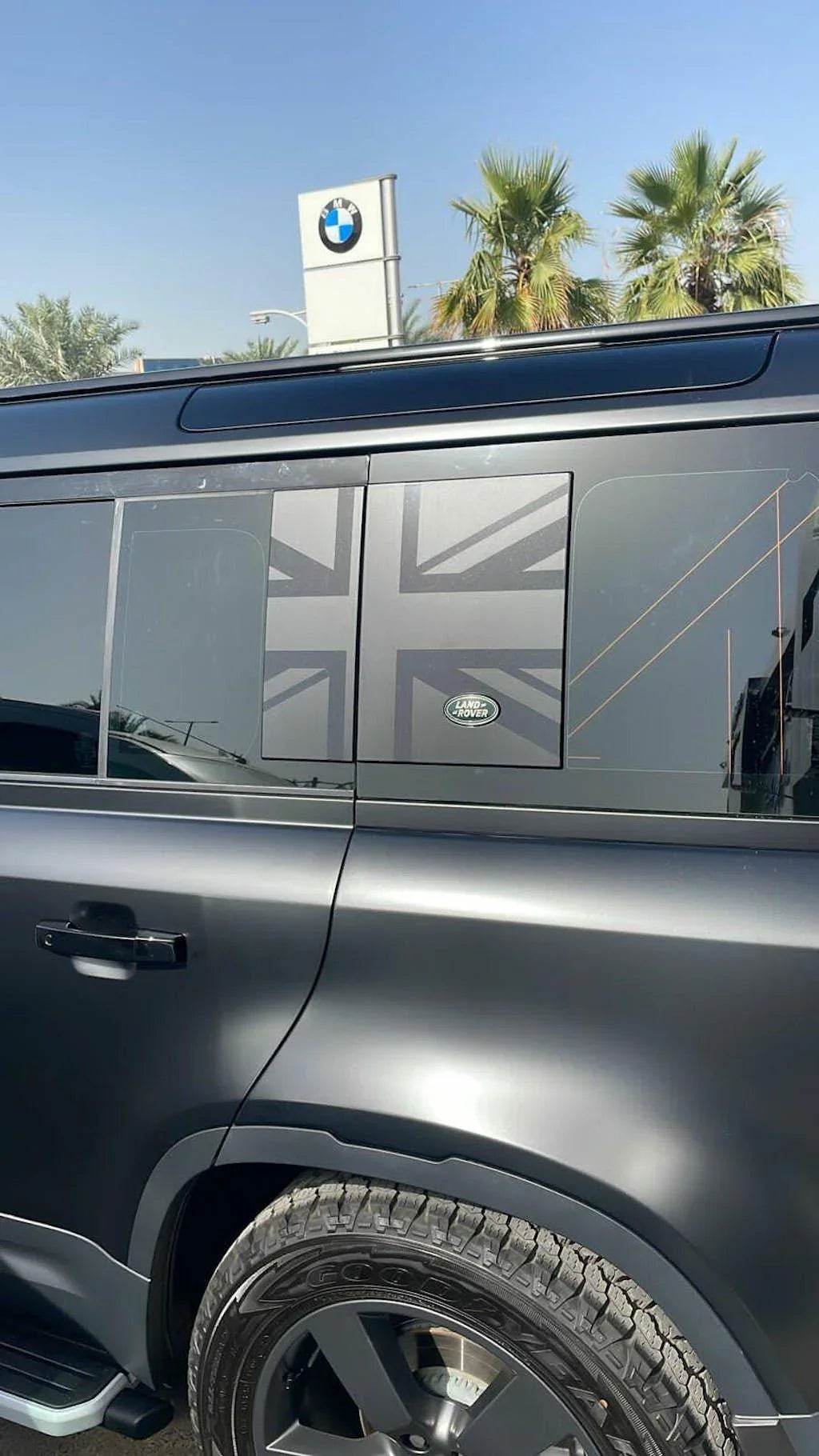 Union Jack Side Window Panel Overlay (Matte Black) - 2020+ Land Rover Defender 110 / 130