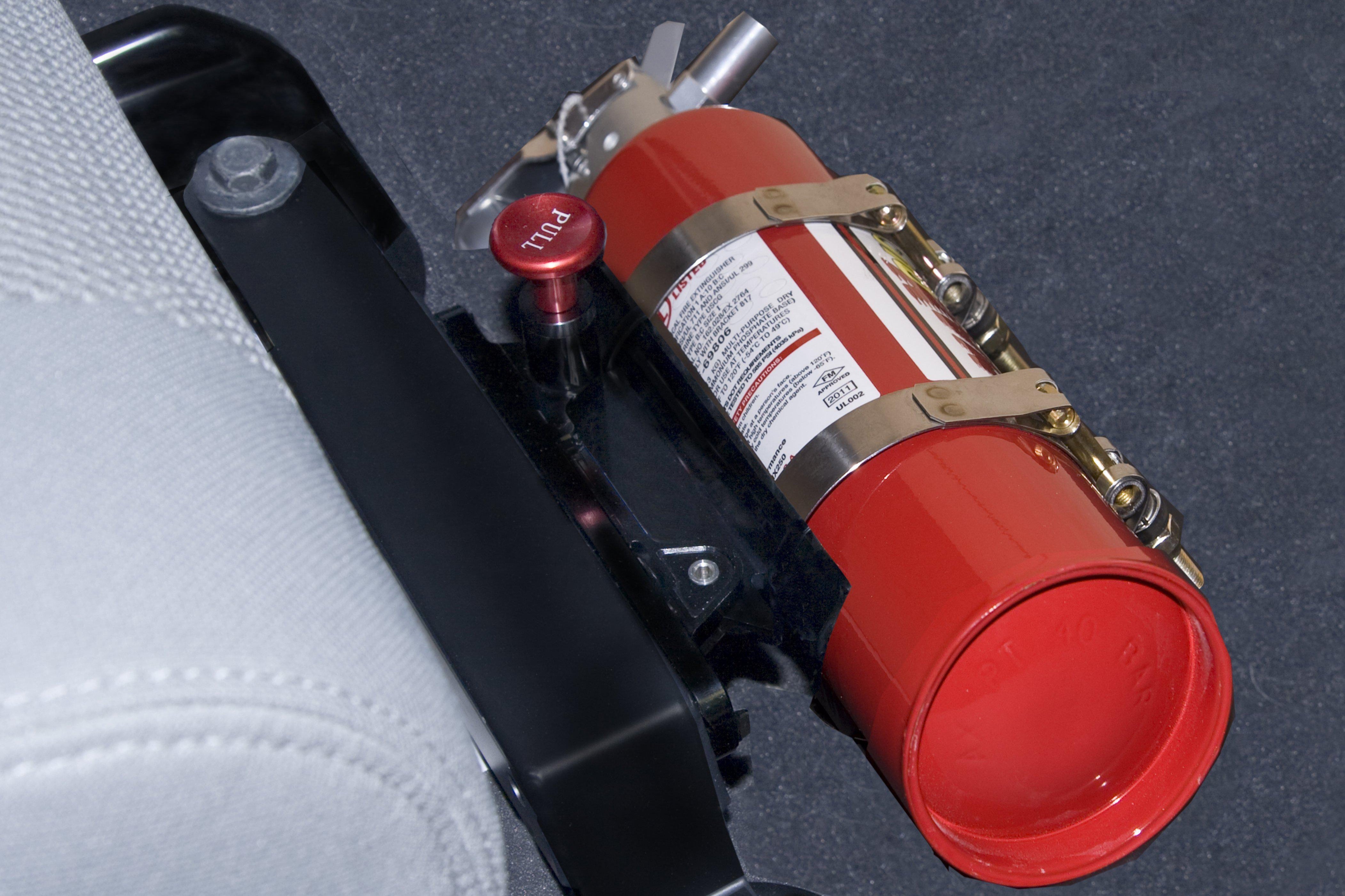 universal-fire-extinguisher-mount-black-dv8-offroad-d-firex-mnt-dor-2 - NVMOS