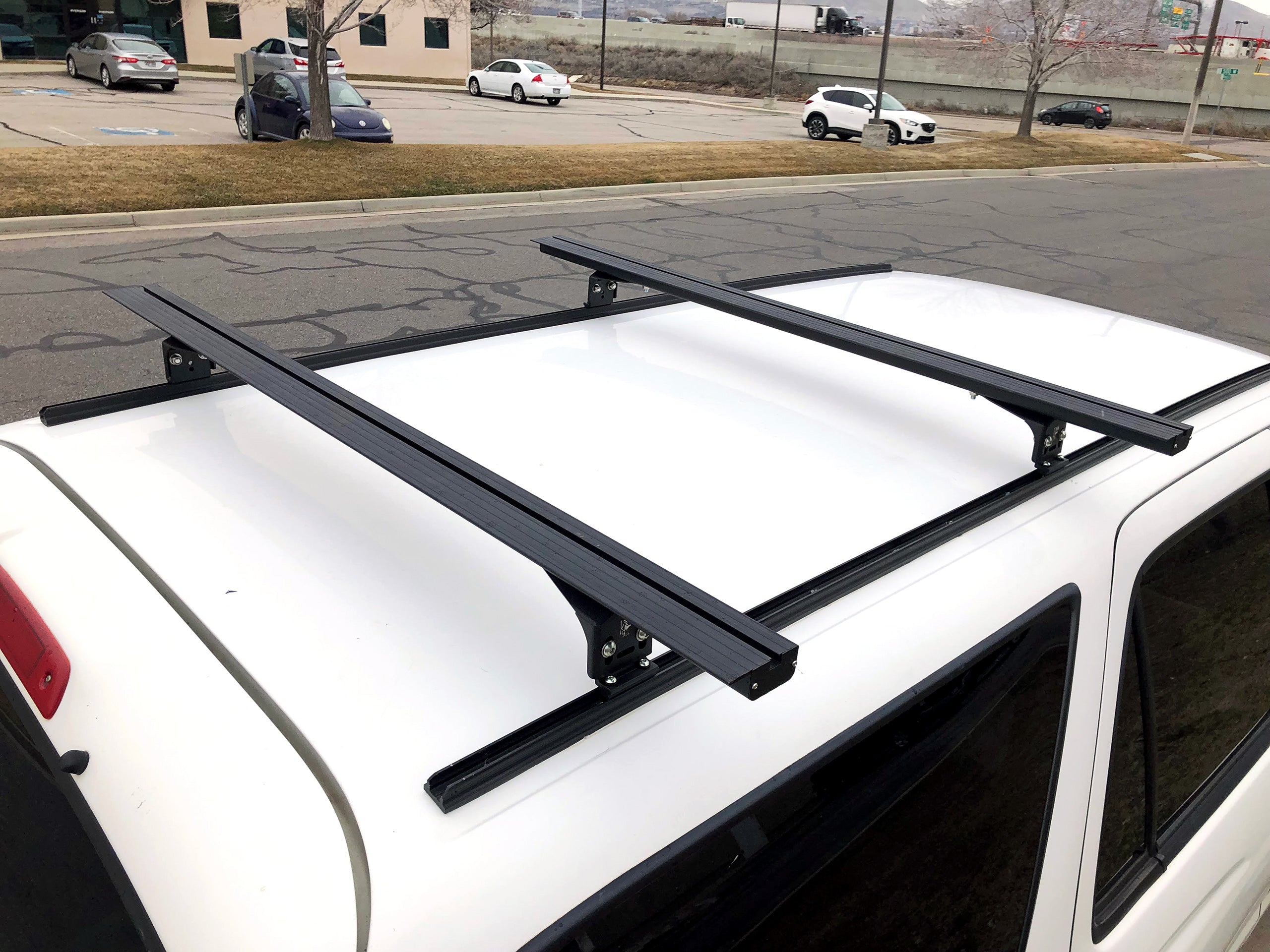 装备丰田 4Runner 第三代 K9 负载杆套件