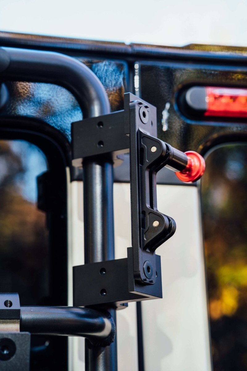 versatile-mounting-clamp-for-ineos-grenadier-2-pack-528338 - NVMOS