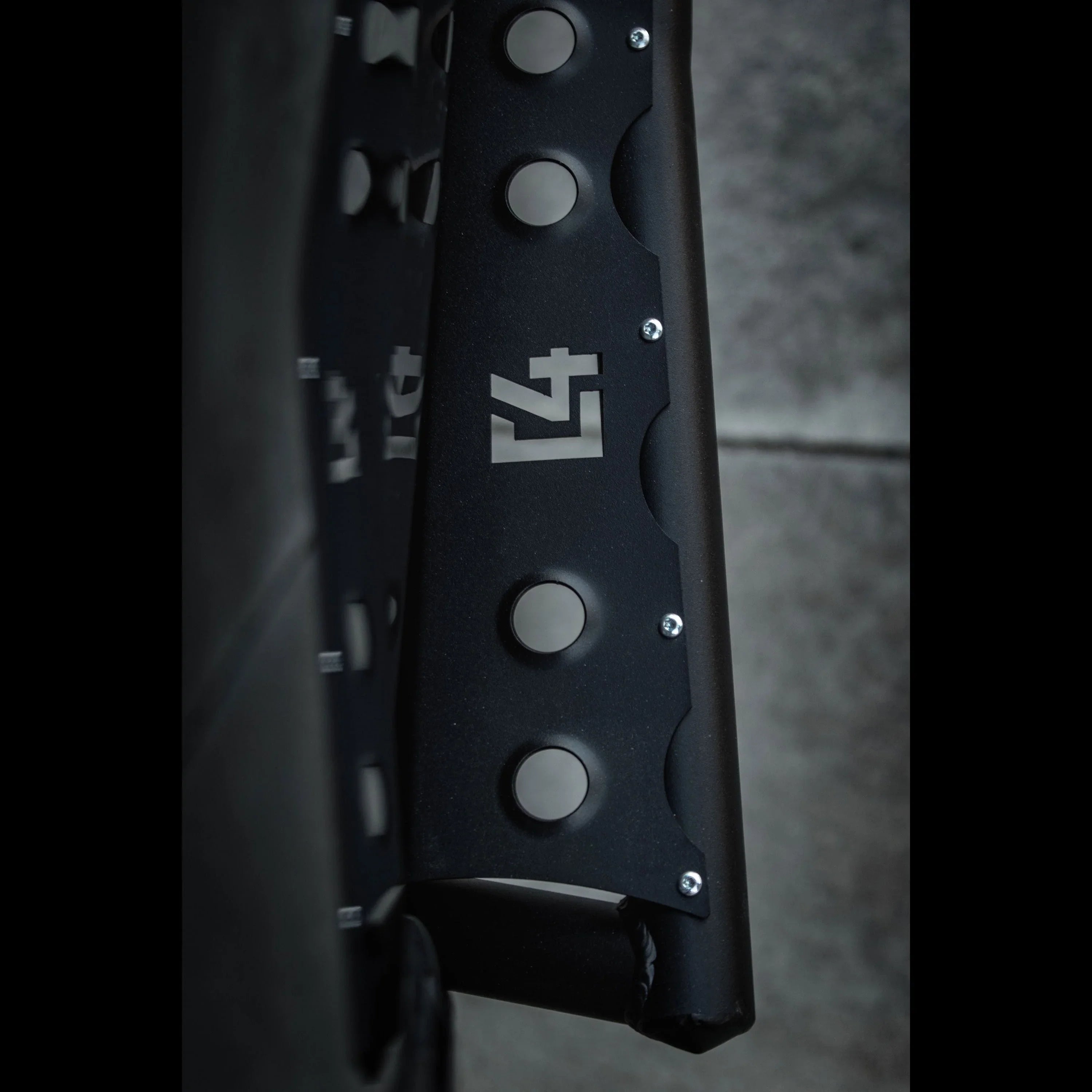 Black rock slider with metal step plate and cut-out logo for Toyota 4Runner 5th Gen