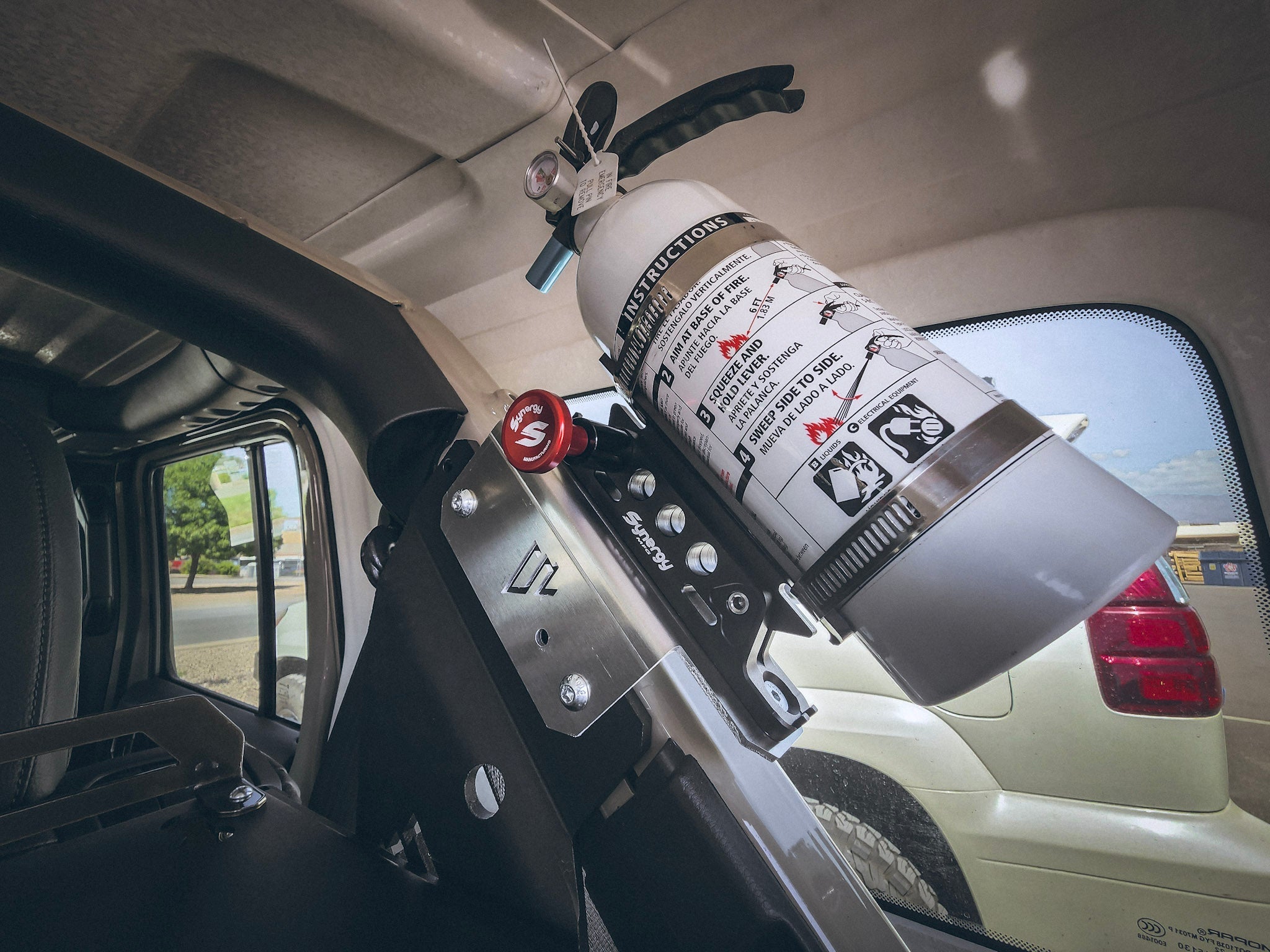 Navigation: Lifestyle - Accessories - Fire Extinguisher Mounts