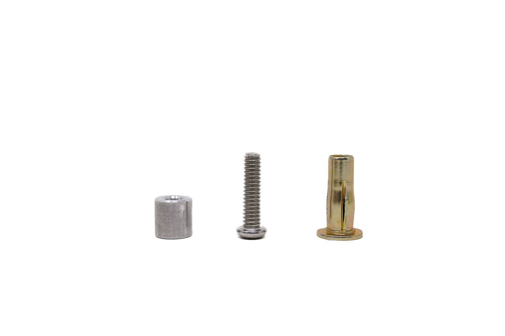 05-2020ToyotaTacomaCanterConsoleMollePanelshardware - NVMOS