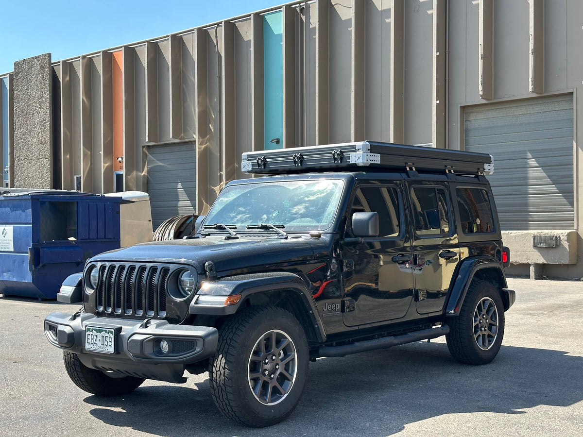 Dirtbox Overland rackless roof top tent for Jeep Wrangler