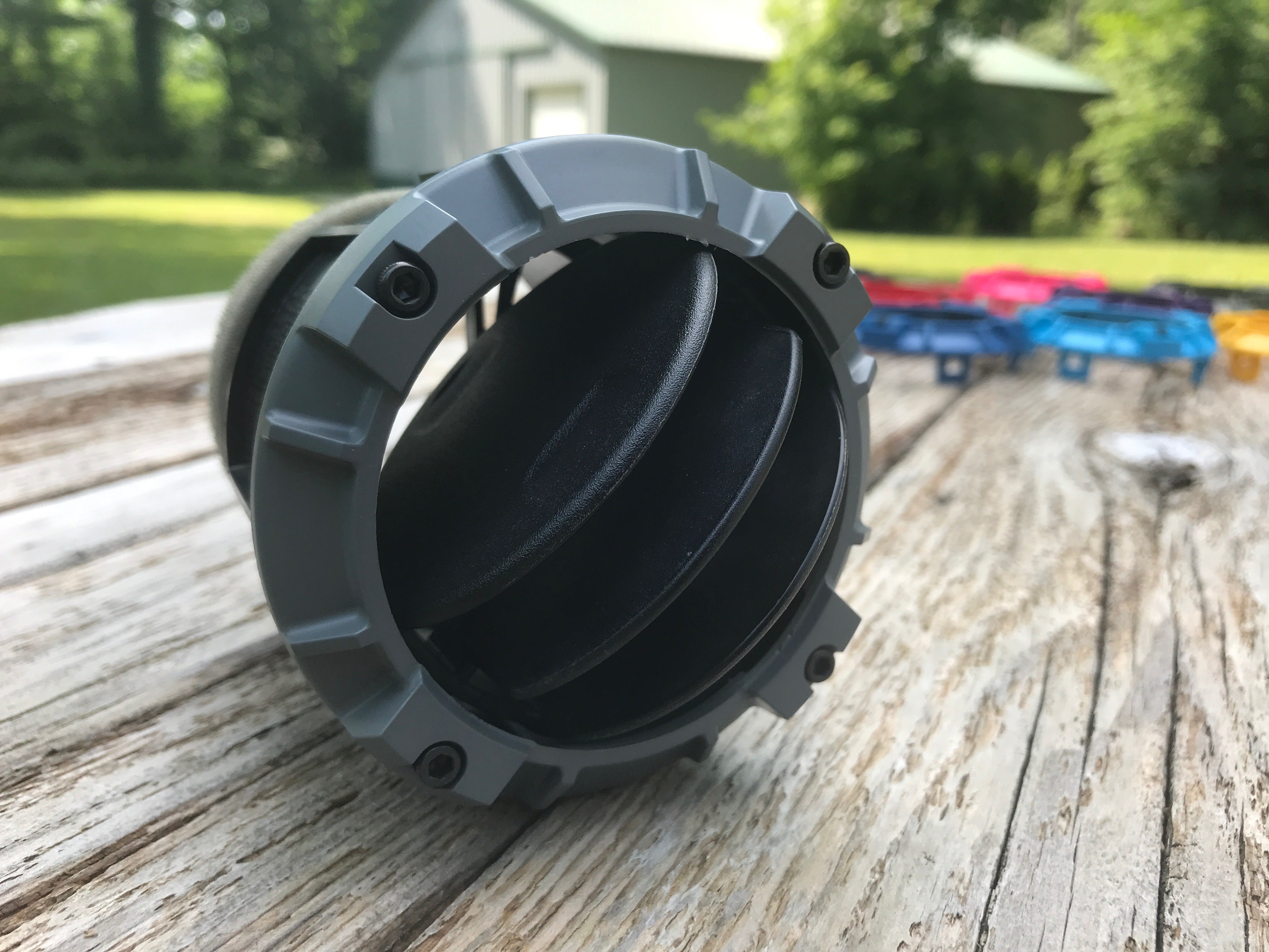 1107744825 - NVMOS
