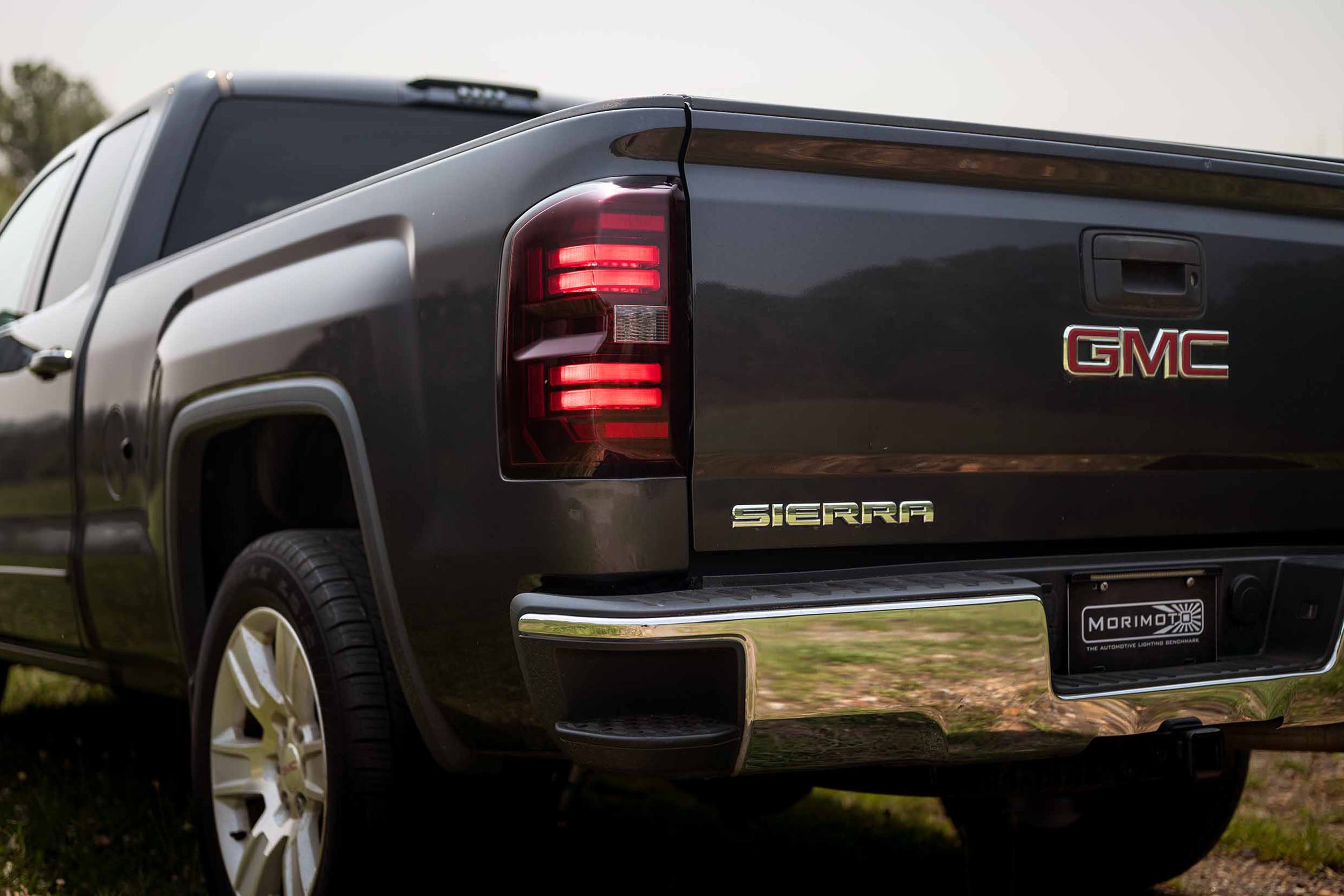 Morimoto GMC Sierra (15-19) 2500HD / 3500HD XB LED Tail Lights (Red)