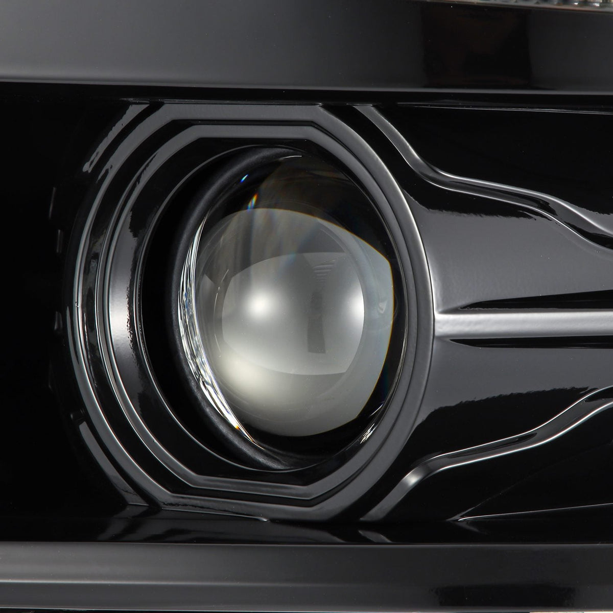 AlphaRex LUXX-Series LED Projector Headlights for Chevrolet Silverado 1500 - Alpha-Black