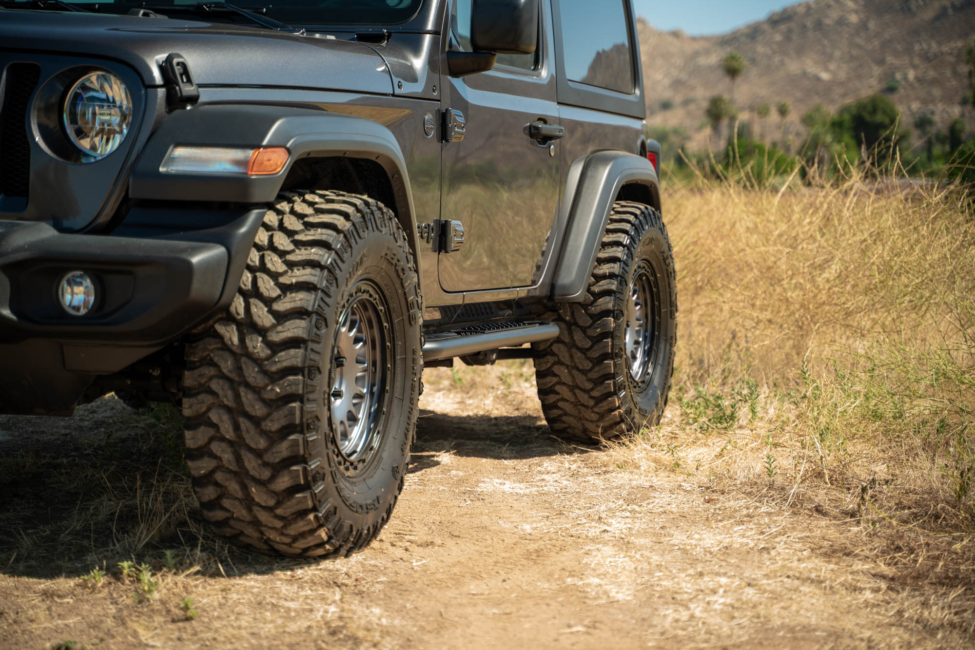 2-Door-Jeep-Wrangler-JL-OE-Plus-Side-Steps-Installed-5 - NVMOS