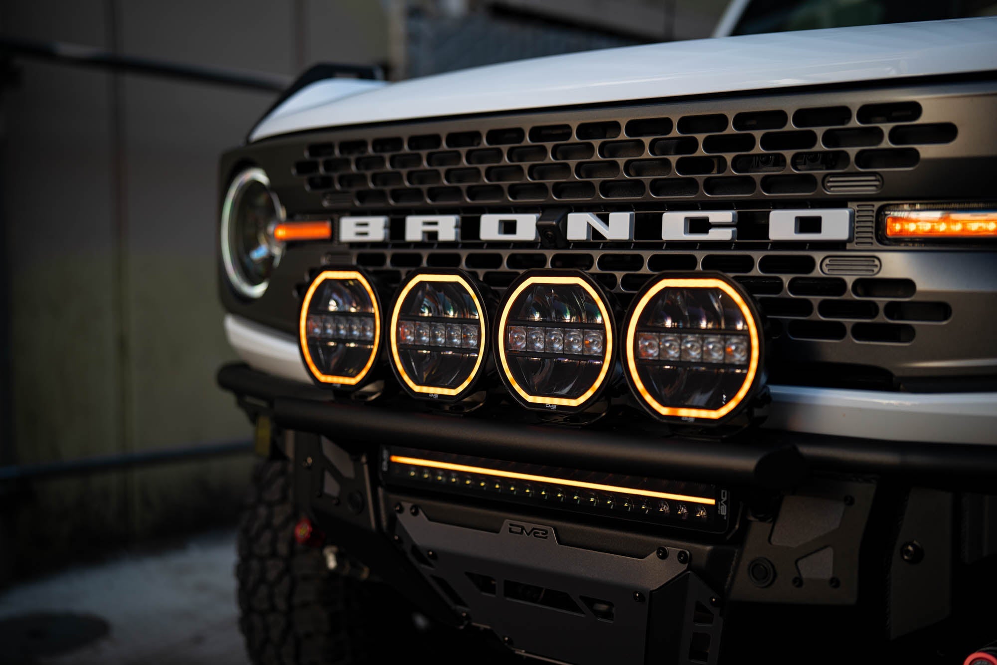 20-Inch-Halo-Elite-Dual-Row-Light-Bar-w-Accent-Light-7 - NVMOS
