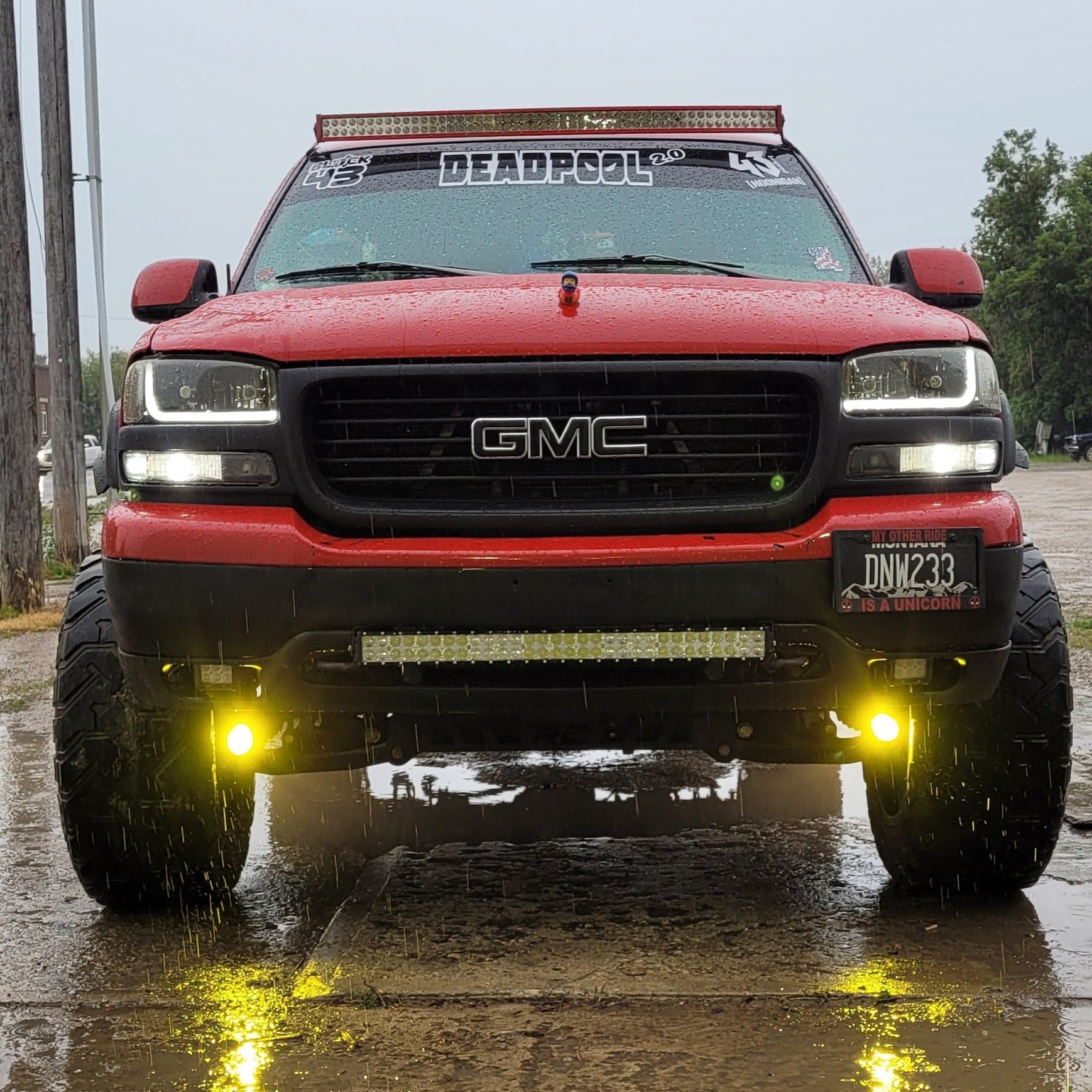 Chevy/GMC Steerable Knuckle Pod Light Mounts (1999-2019)