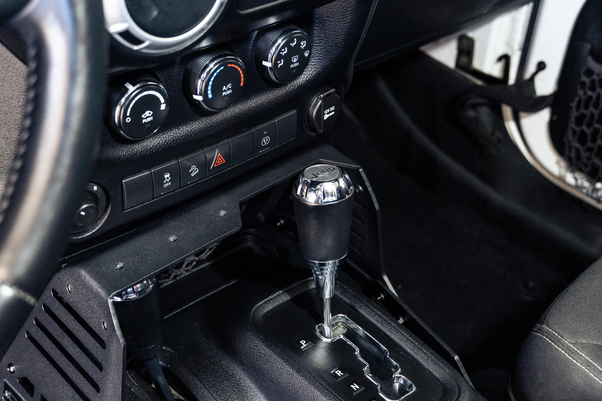 2007-2018-Jeep-Wrangler-JK-Center-Console-Molle-Panels-_-Device-Bridge-Automatic_Installed-4 - NVMOS