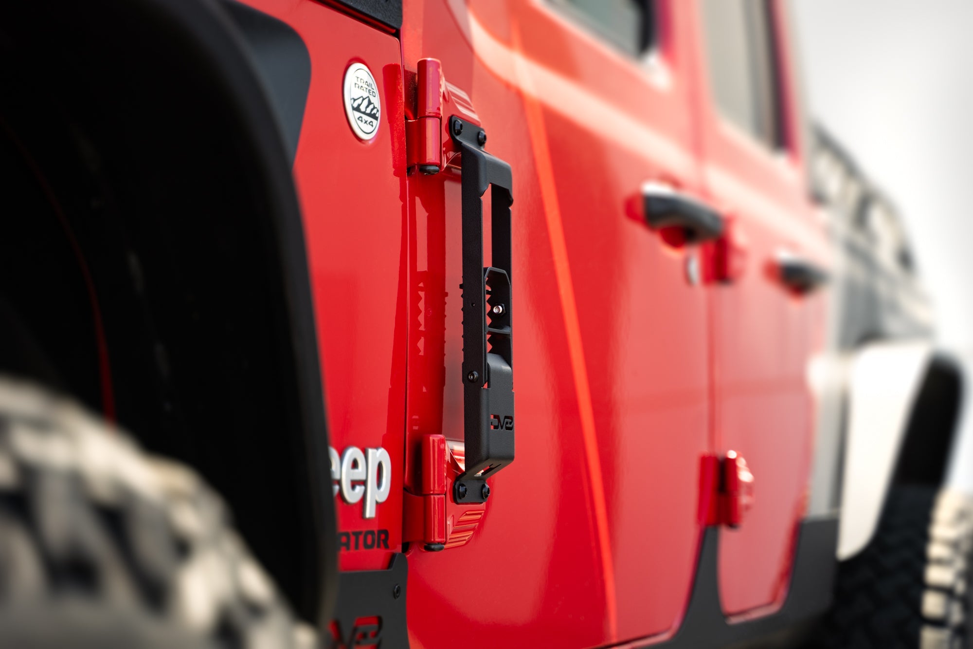 2007-2023-Jeep-Wrangler-JK-JL-_-Gladiator-JT-Hinge-Mounted-Steps_Installed_2 - NVMOS