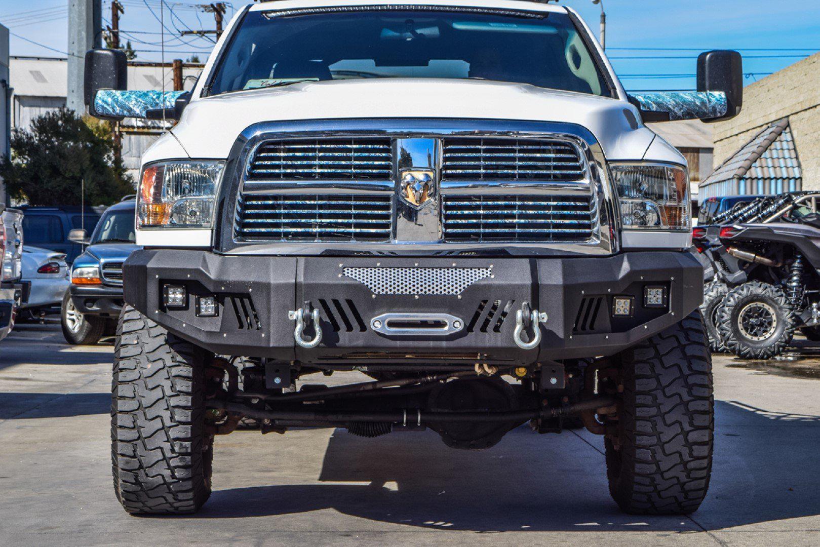 2010-18-ram-2500-3500-steel-front-bumper-dv8-offroad-fbdr2-04-3 - NVMOS