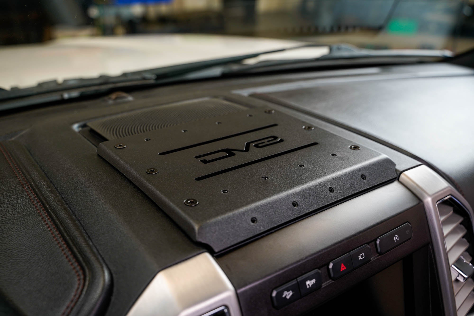 2015-2020-F-150-_-2017-2021-F-250-350-Digital-Device-Dash-Mount-installed-4 - NVMOS