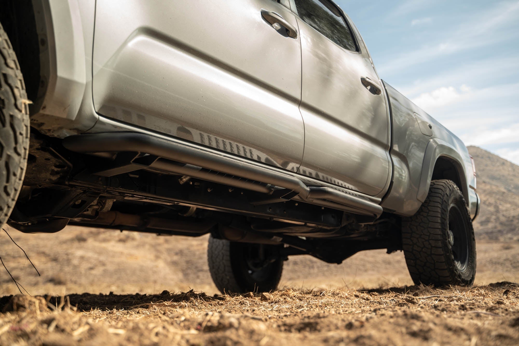 2016-2023-Toyota-Tacoma-Crew-Cab-OE-Plus-Side-Steps-Trail-3 - NVMOS