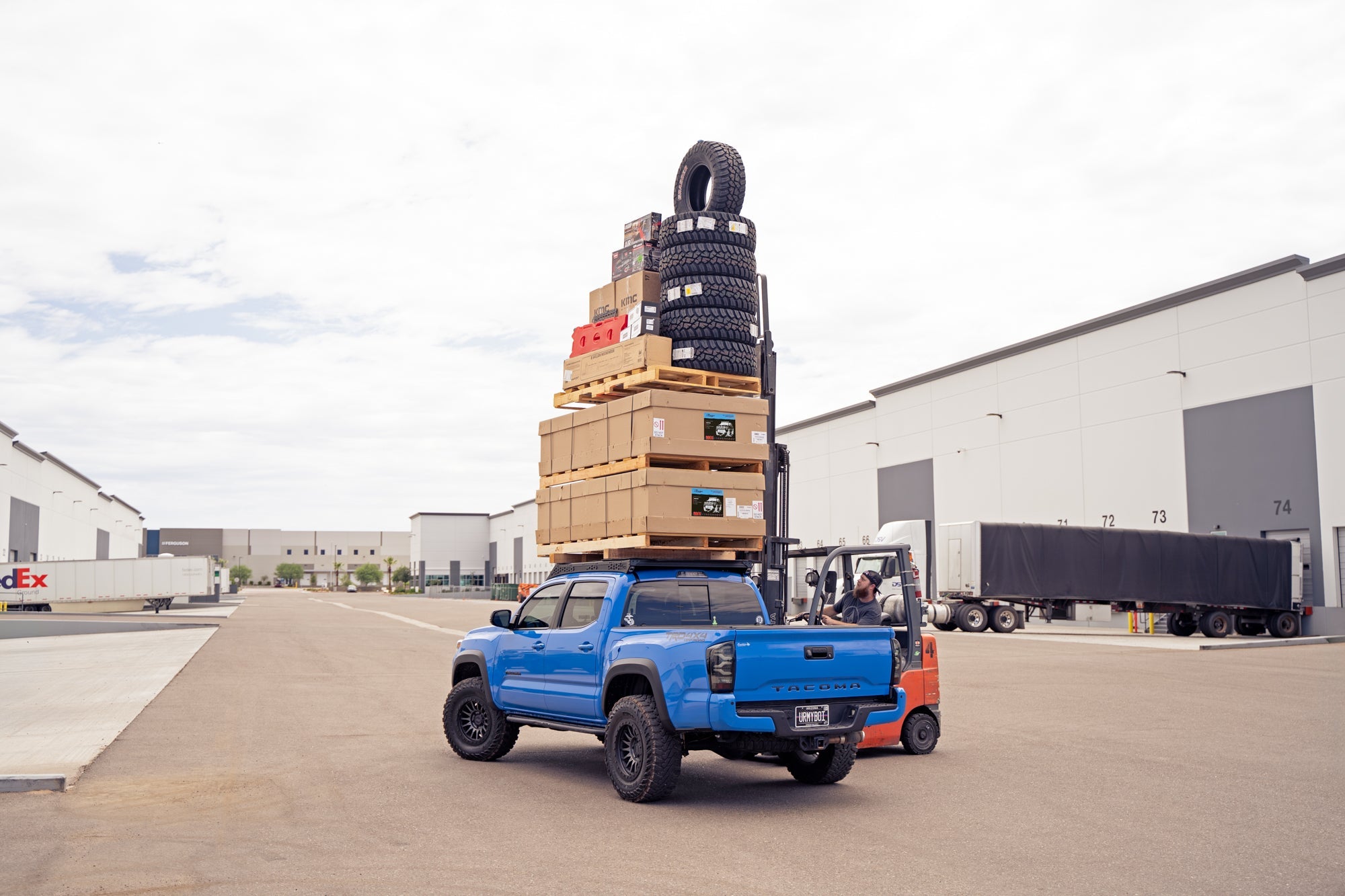 2016-2023-Toyota-Tacoma-Roof-Rack-Stess-Test-3_1ef0cfcf-d606-490c-bfb3-319716571edf - NVMOS
