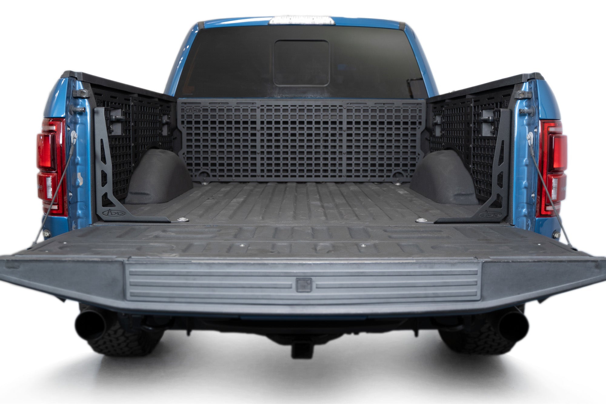 2017-2020-Ford-F-150-_-F-150-Raptor-Bed-Cab-Molle-Panels_Installed-03 - NVMOS