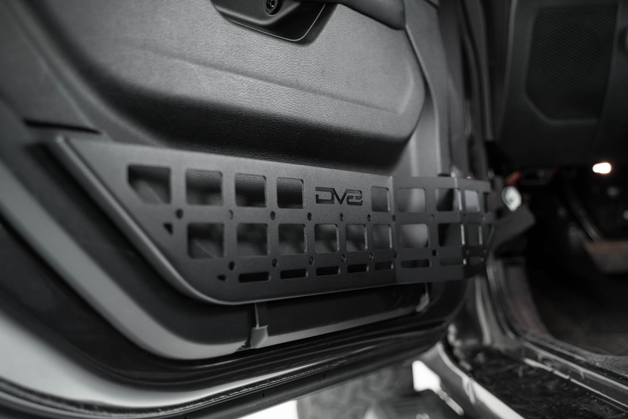2018-2023-Jeep-Wrangler-JL-_-Gladiator-JT-Front-Door-Pocket-Molle-Panels-Installed-06 - NVMOS