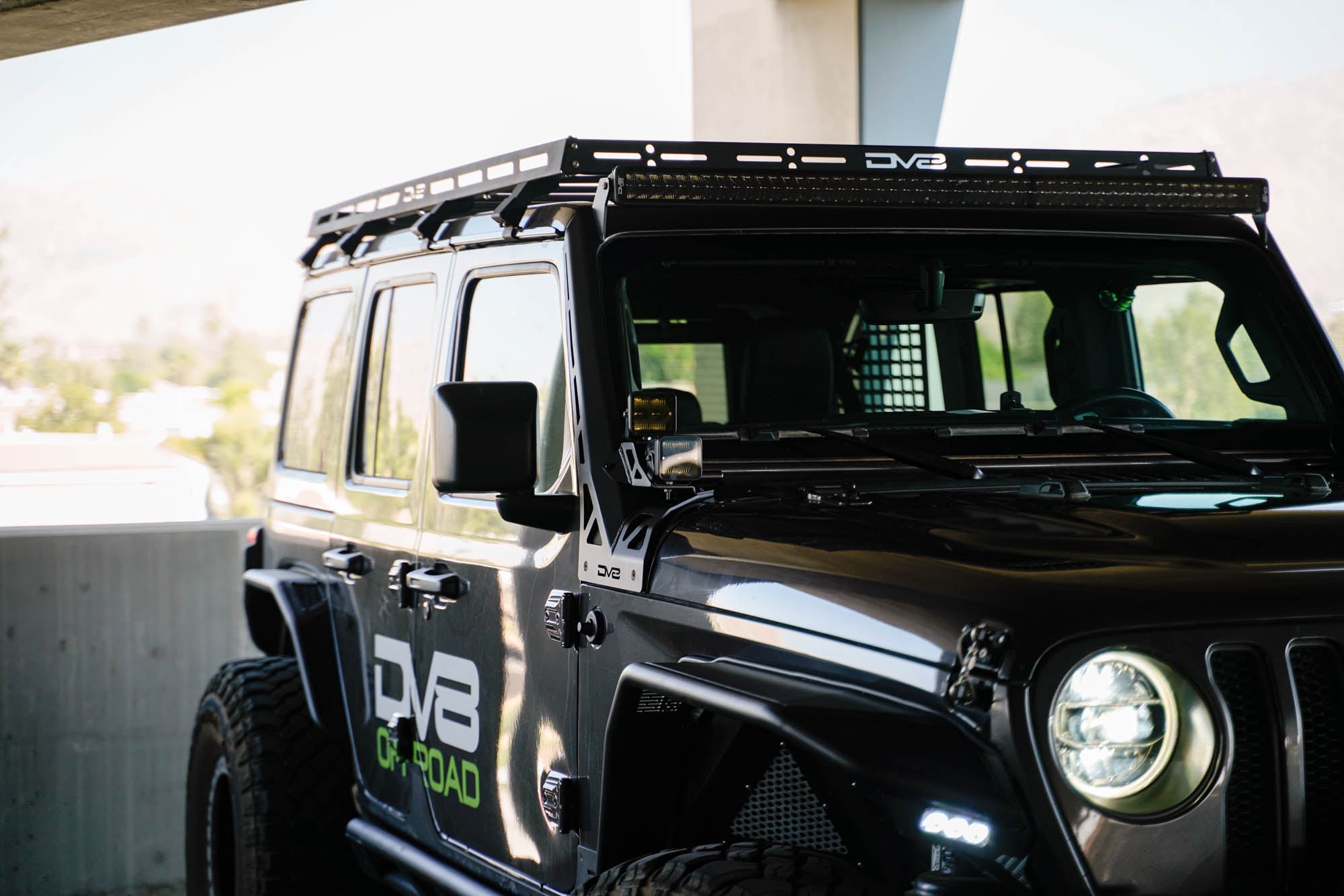2018-2023-Jeep-Wrangler-JL-_-Gladiator-JT-Light-Bar-Mount_installed_2 - NVMOS