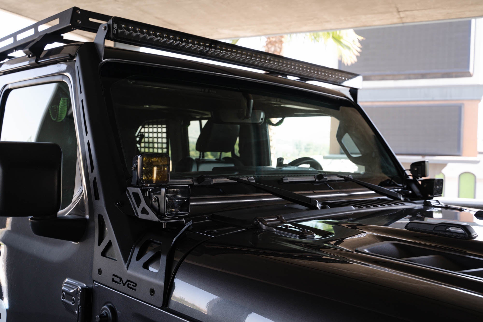 2018-2023-Jeep-Wrangler-JL-_-Gladiator-JT-Light-Bar-Mount_installed_4 - NVMOS