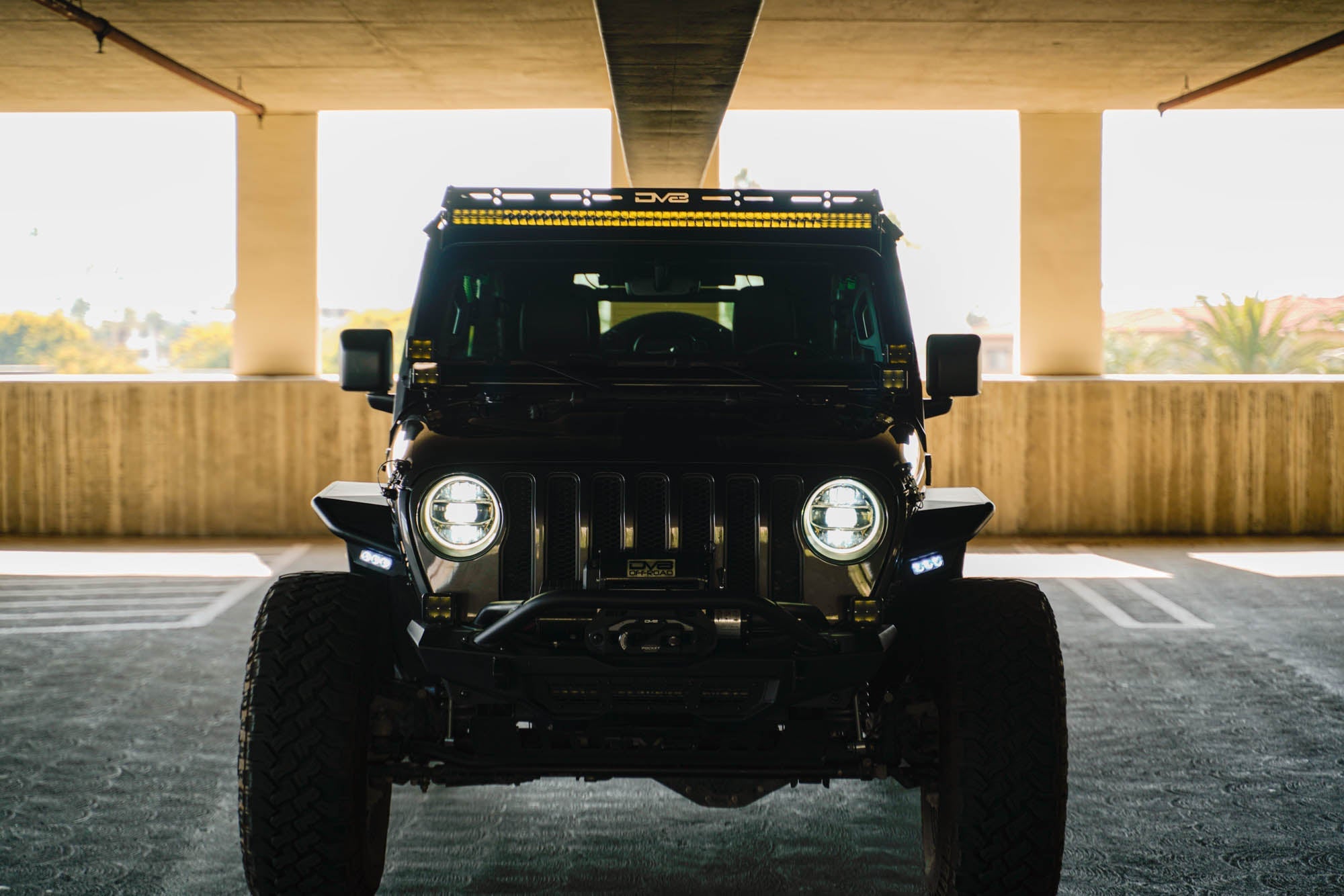 2018-2023-Jeep-Wrangler-JL-_-Gladiator-JT-Light-Bar-Mount_installed_5 - NVMOS