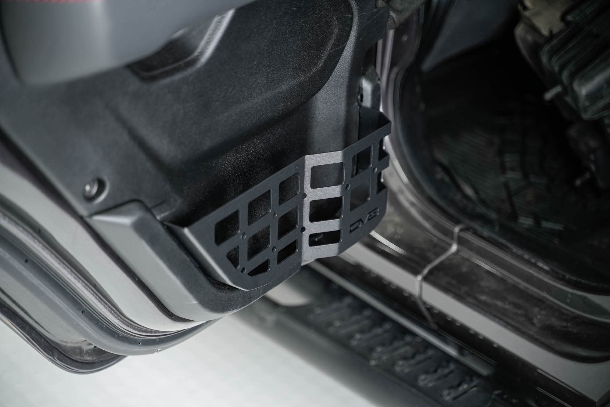 2018-2023-Jeep-Wrangler-JL-_-Gladiator-JT-Rear-Door-Pocket-Molle-Panels-Installed-07 - NVMOS