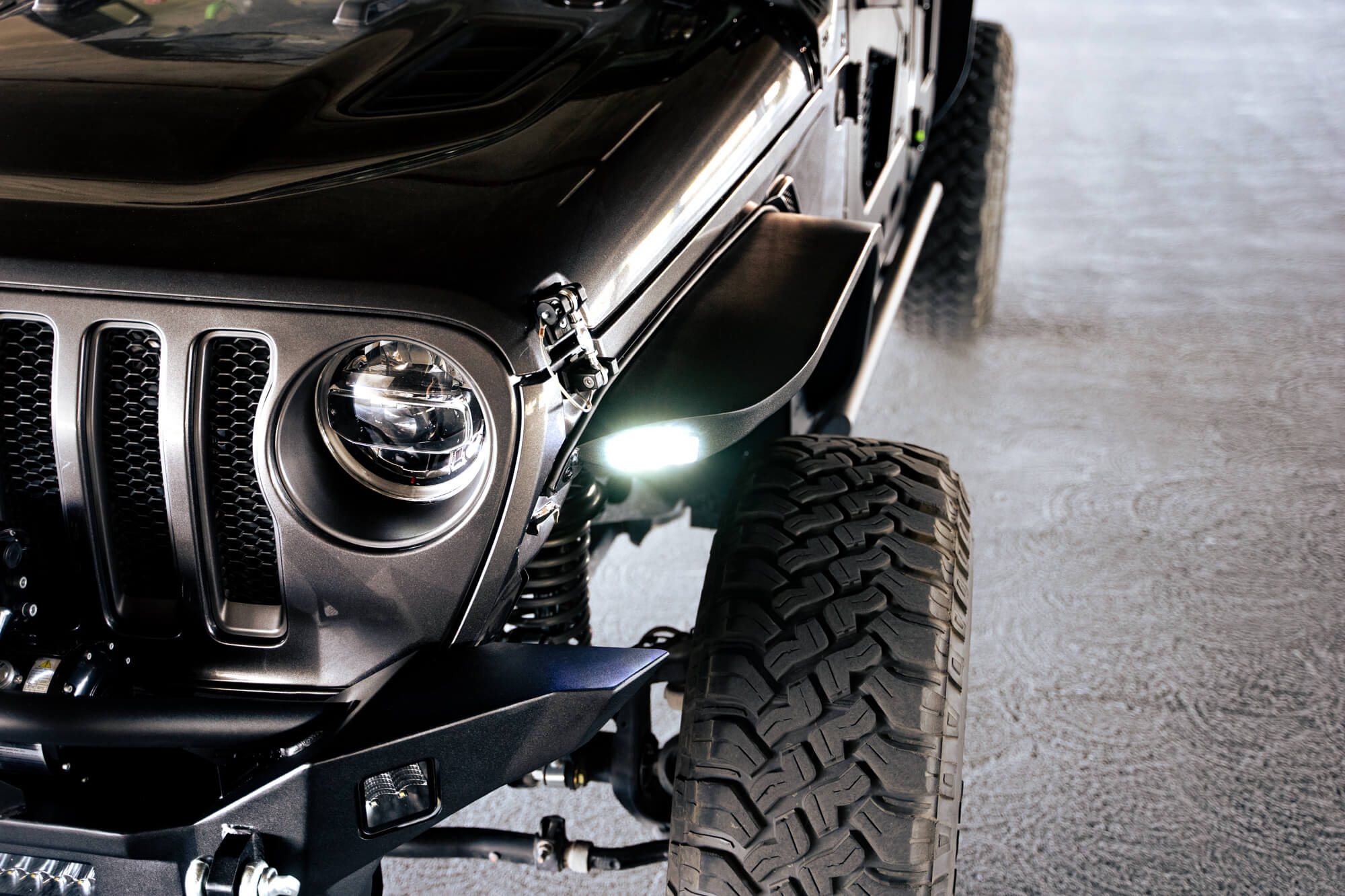 2018-2023_Jeep-Wrangler-JL-Slim-Fender-Flares_Installed-3 - NVMOS