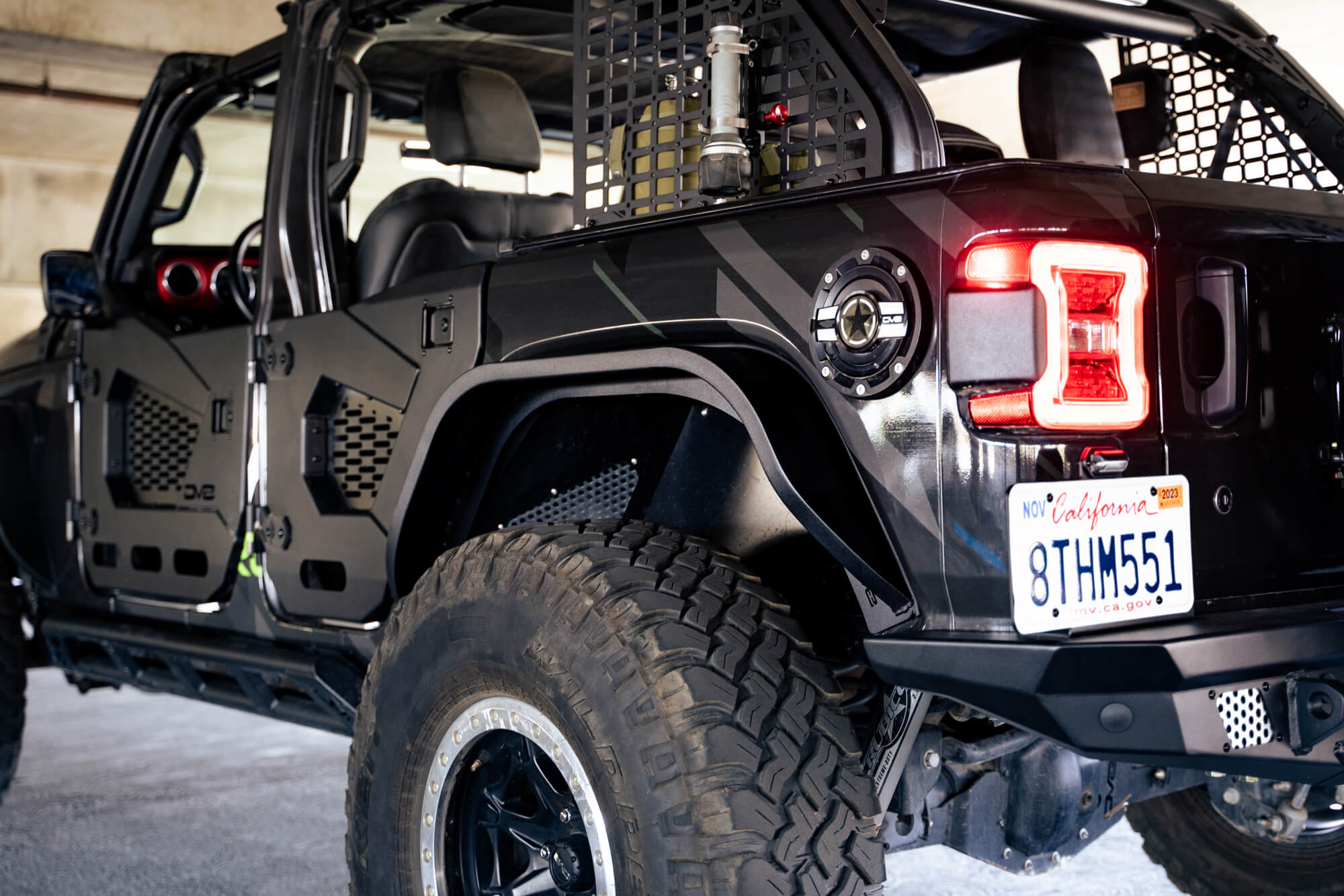 2018-2023_Jeep-Wrangler-JL-Slim-Fender-Flares_Installed-5 - NVMOS
