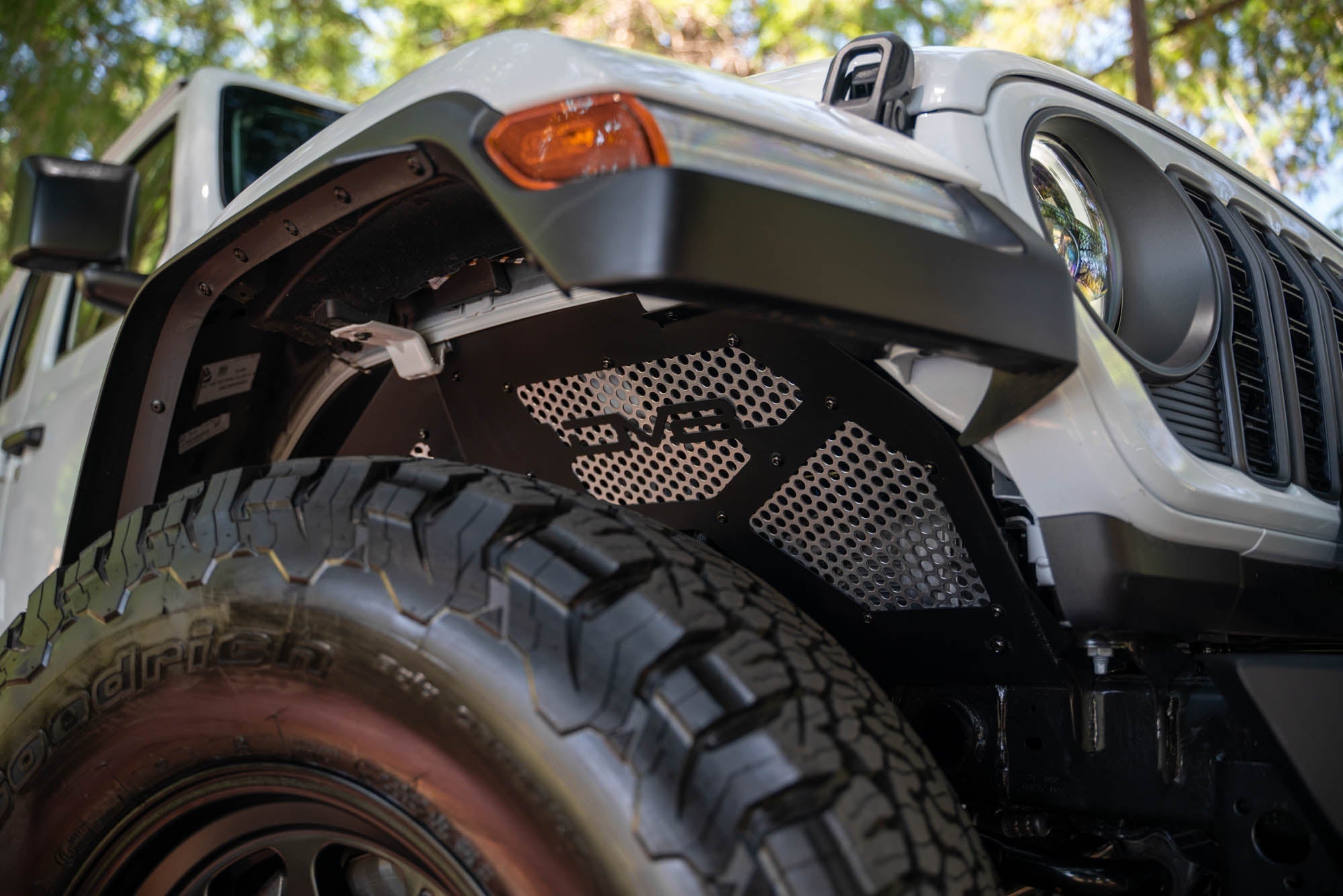 2018-2024-Jeep-Wrangler-JL-_-Gladiator-JT-Front-Inner-Fenders-Installed-15 - NVMOS