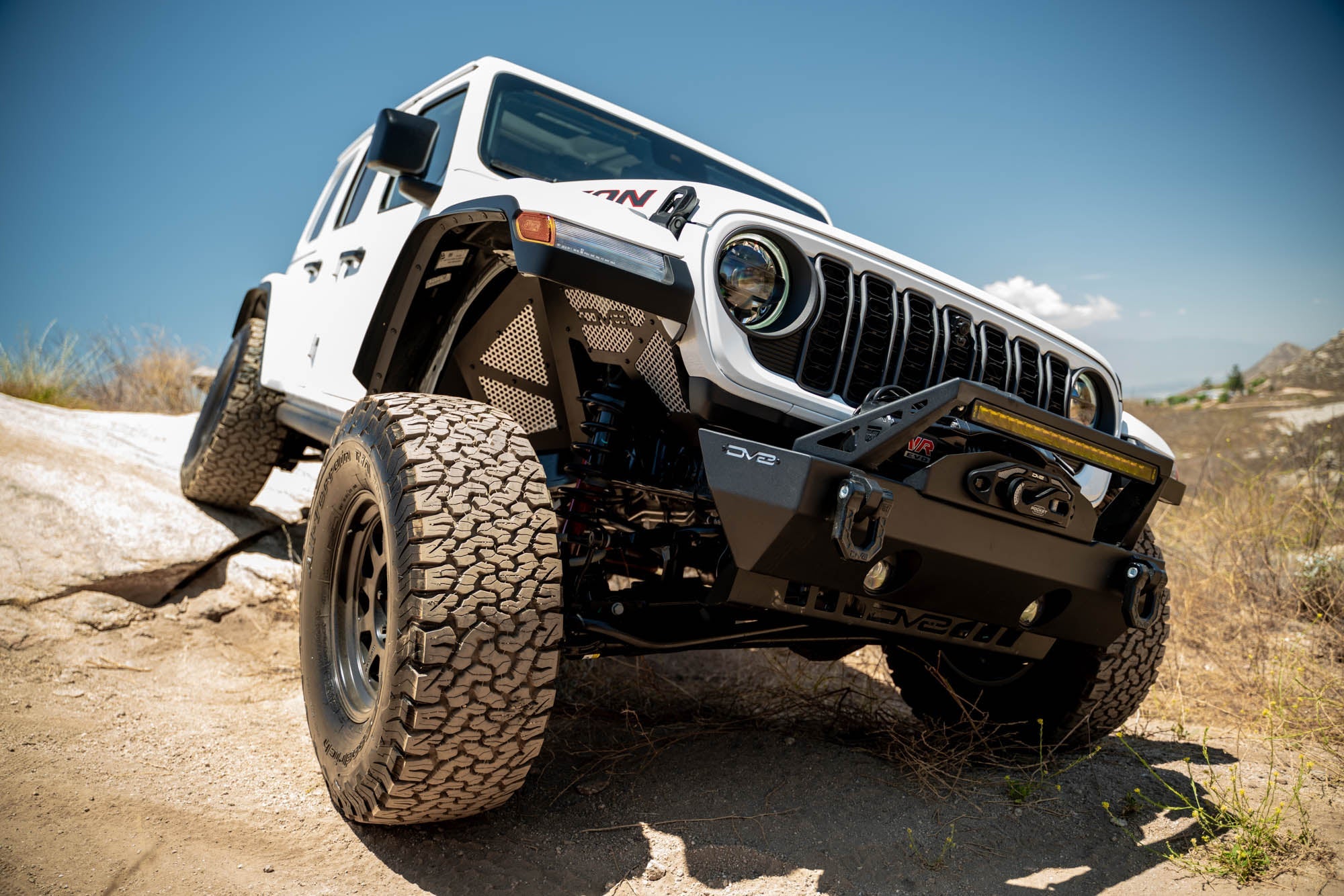 2018-2024-Jeep-Wrangler-JL-_-Gladiator-JT-Front-Inner-Fenders-Installed-9 - NVMOS