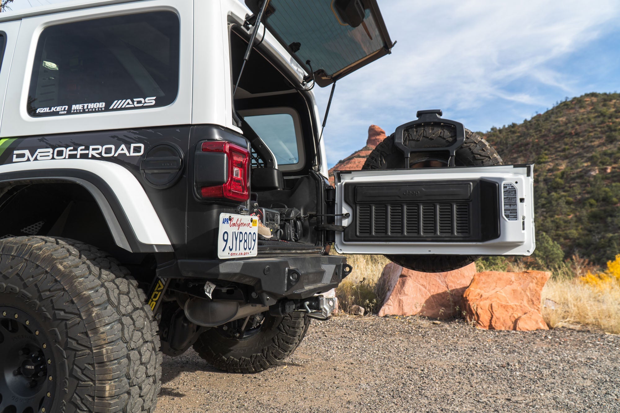 2018-2025-Jeep-Wrangler-JL-Spare-Tire-Carrier-tailgate-strength - NVMOS