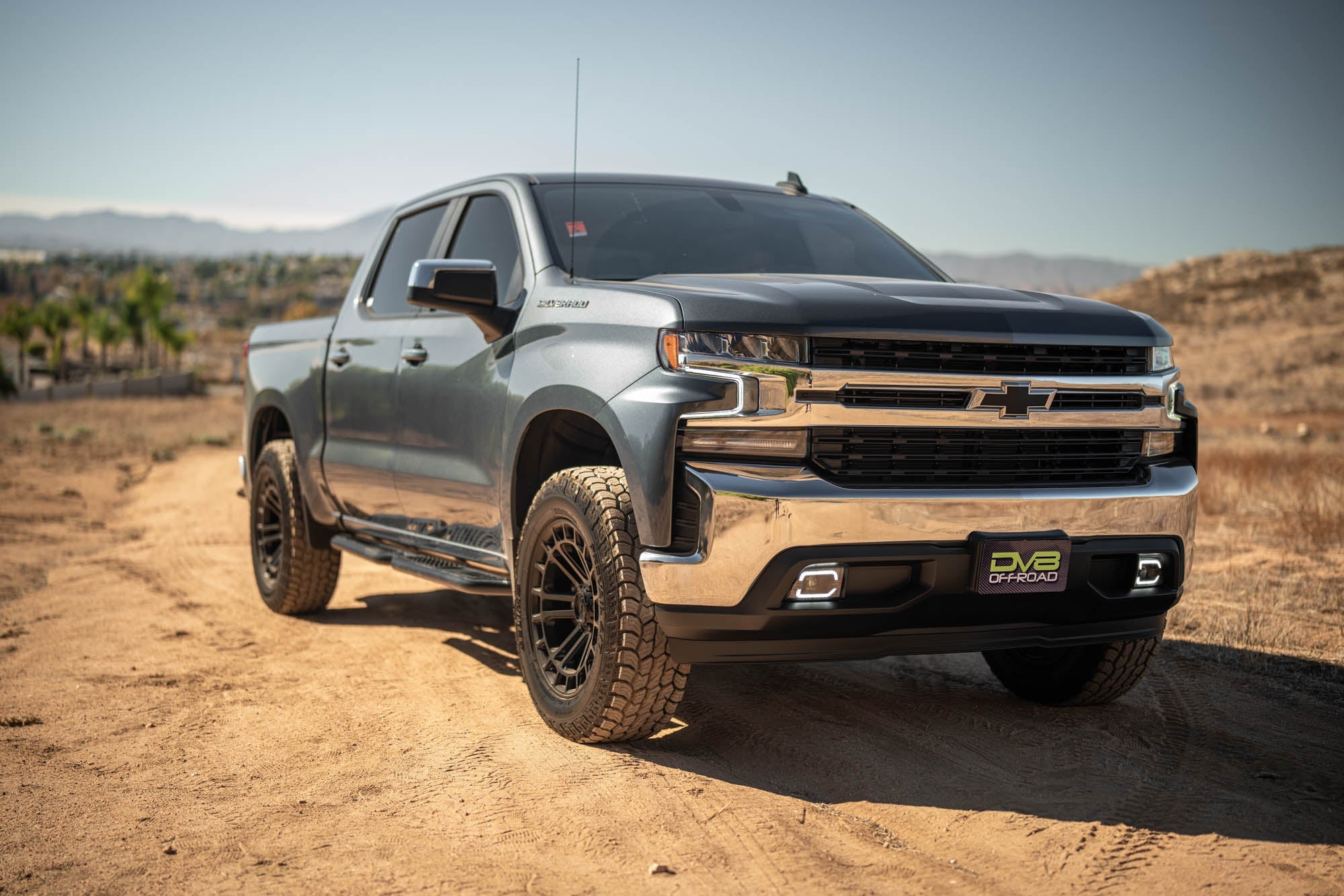 2019-2024-GMC-Sierra-1500-_-Chevrolet-Silverado-1500-Crew-Cab-OE-Plus-Side-Steps-Installed-4 - NVMOS