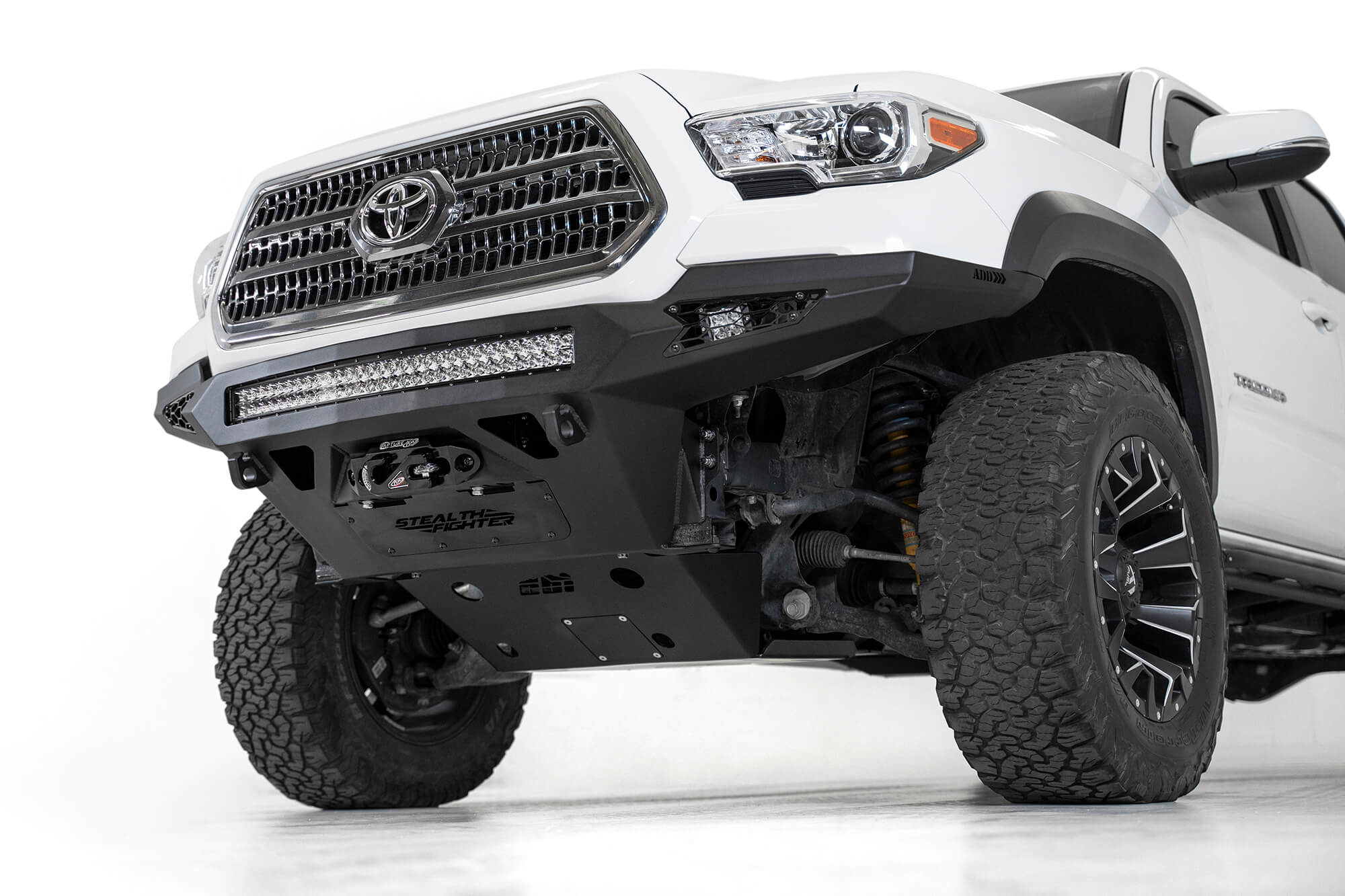 2019-Toyota-Tacoma-front-bumper_04ed0e26-291f-4b63-ac60-30482e59287c - NVMOS
