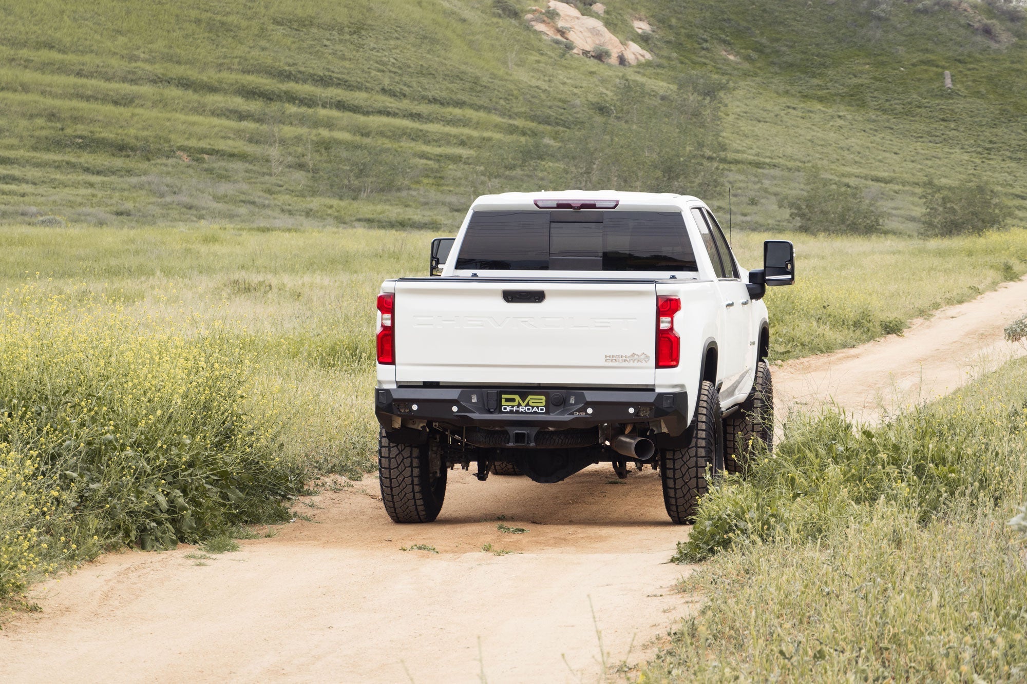 2020-2023-Chevy-_-GMC-2500_3500-Spec-Series-Rear-Bumper-Installed-5 - NVMOS