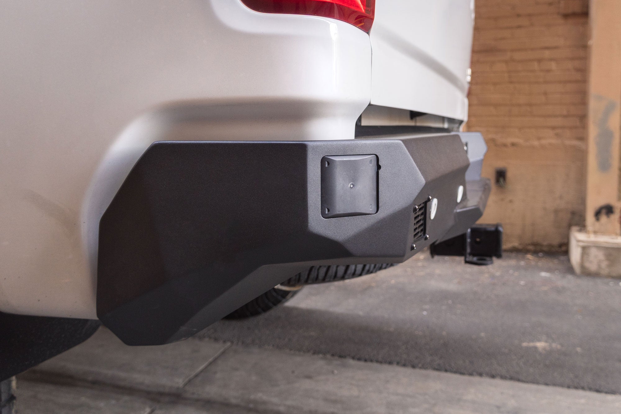 2020-2023-Chevy-_-GMC-2500_3500-Spec-Series-Rear-Bumper-Installed-7 - NVMOS