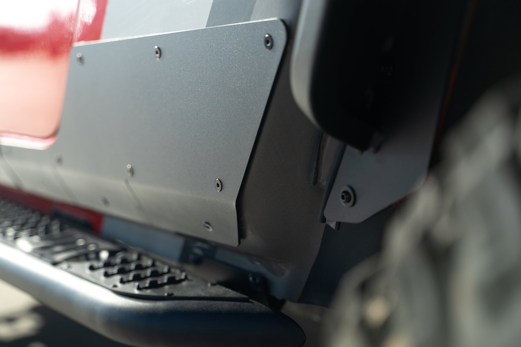 2020-2023-Jeep-Gladiator-JT-Rock-Skins_Installed-08 - NVMOS