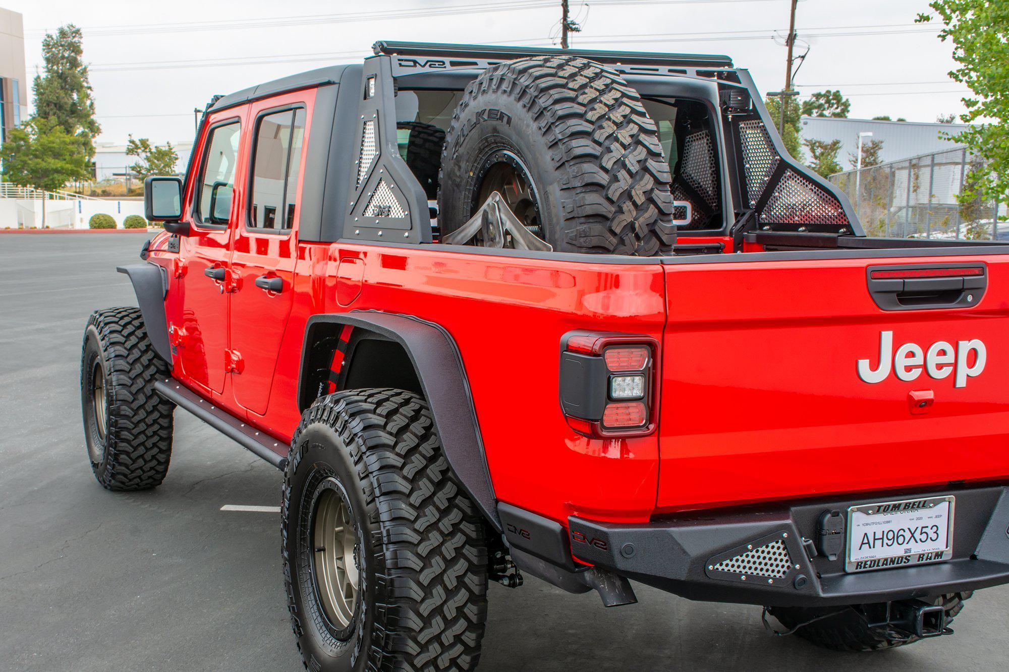 2020-21-jeep-gladiator-jt-chase-rack-dv8-offroad-rrgl-01-9 - NVMOS