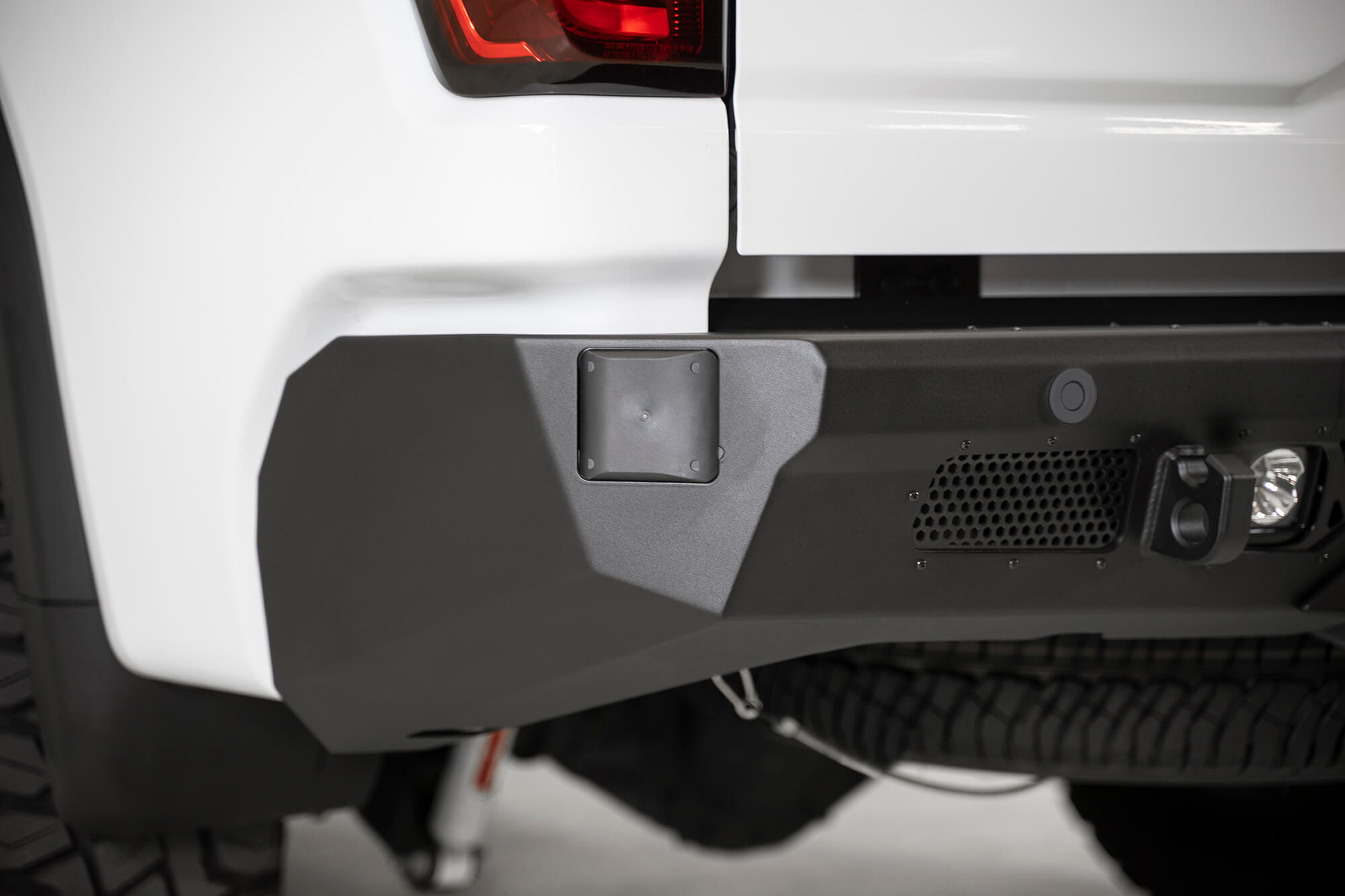 2020-GMC-2500-aftermarket-rear-bumper - NVMOS