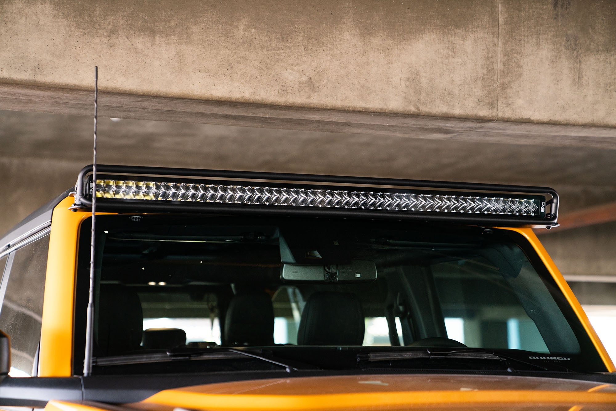 2021-2024-Ford-Bronco-52-Inch-Elite-LED-Light-Bar-Mount-hard-top-2 - NVMOS