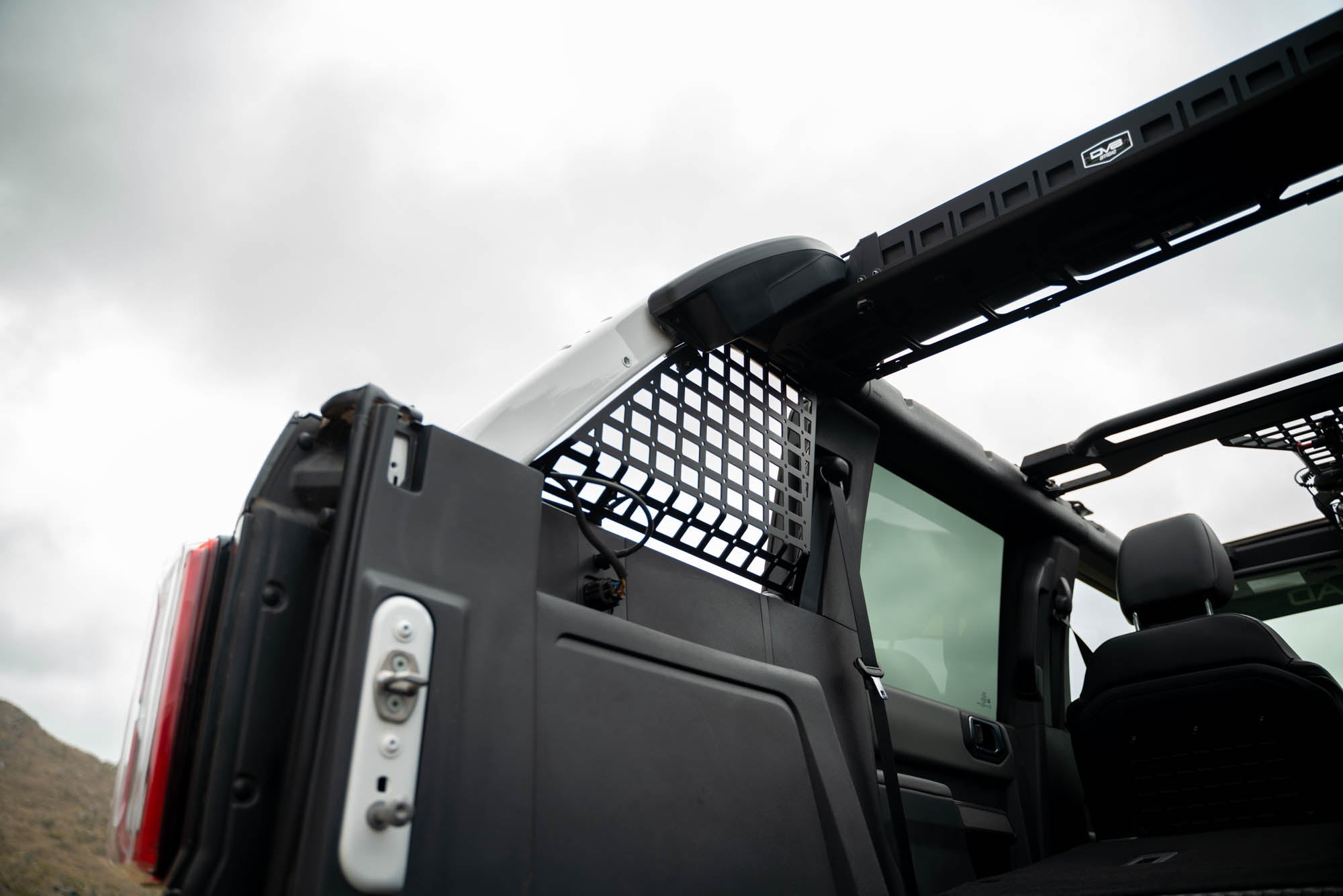 2021-2024-Ford-Bronco-Pocketed-Rear-Window-Molle-Panels-Installed-7 - NVMOS