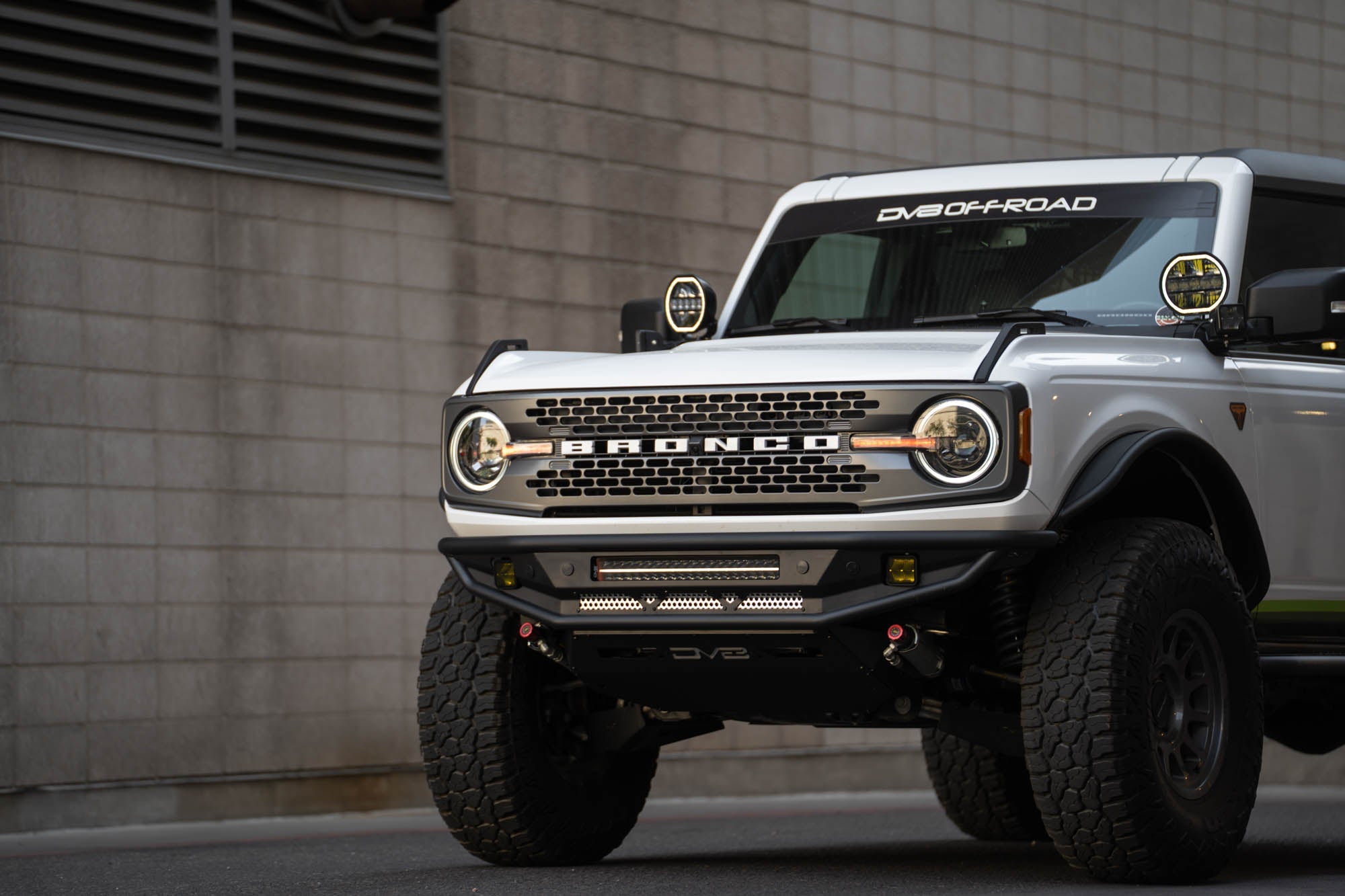 2021-up-Bronco-Competition-Series-Front-Bumper-13 - NVMOS