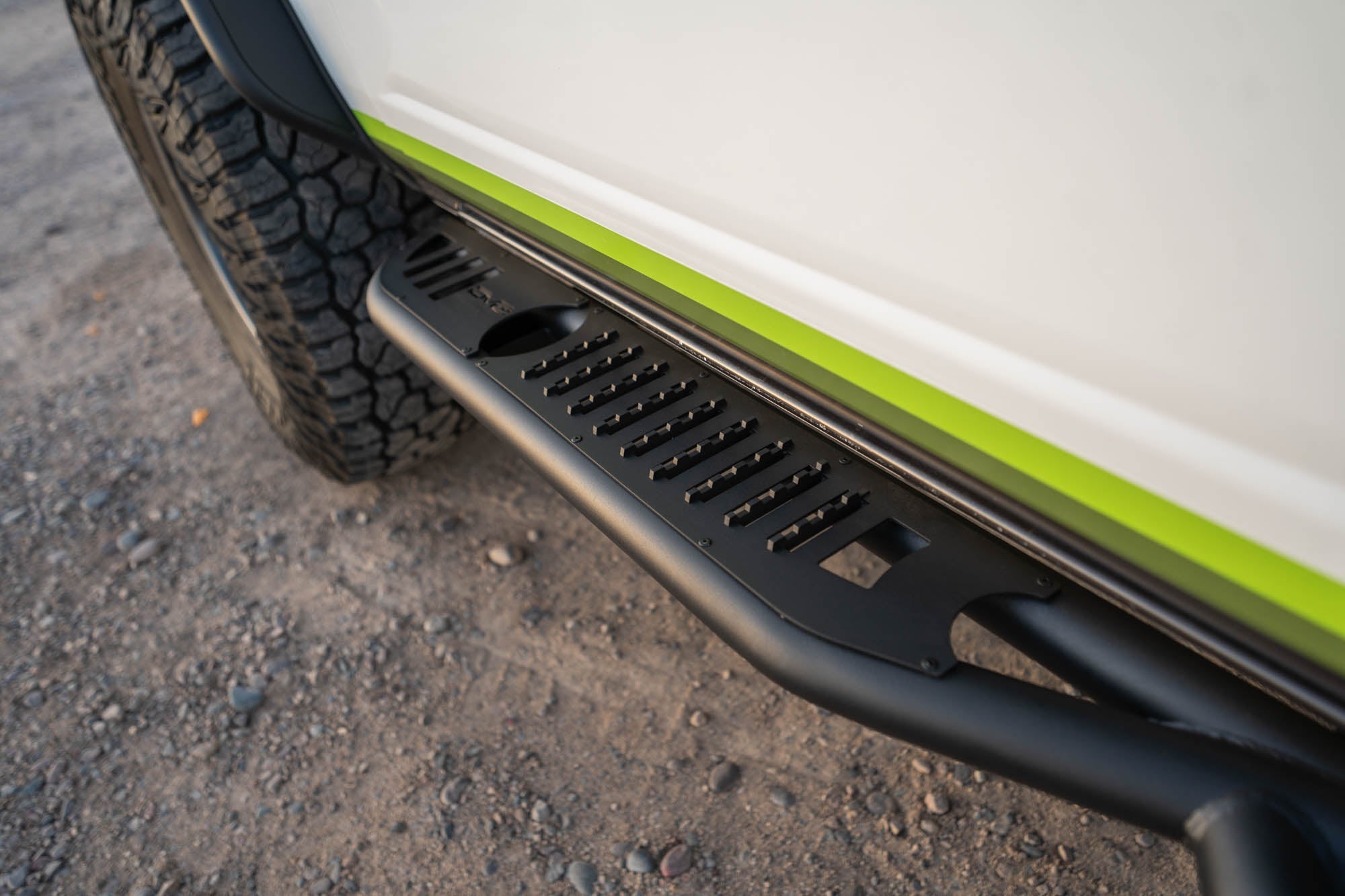 2021-up-bronco-4-door-side-steps-1 - NVMOS