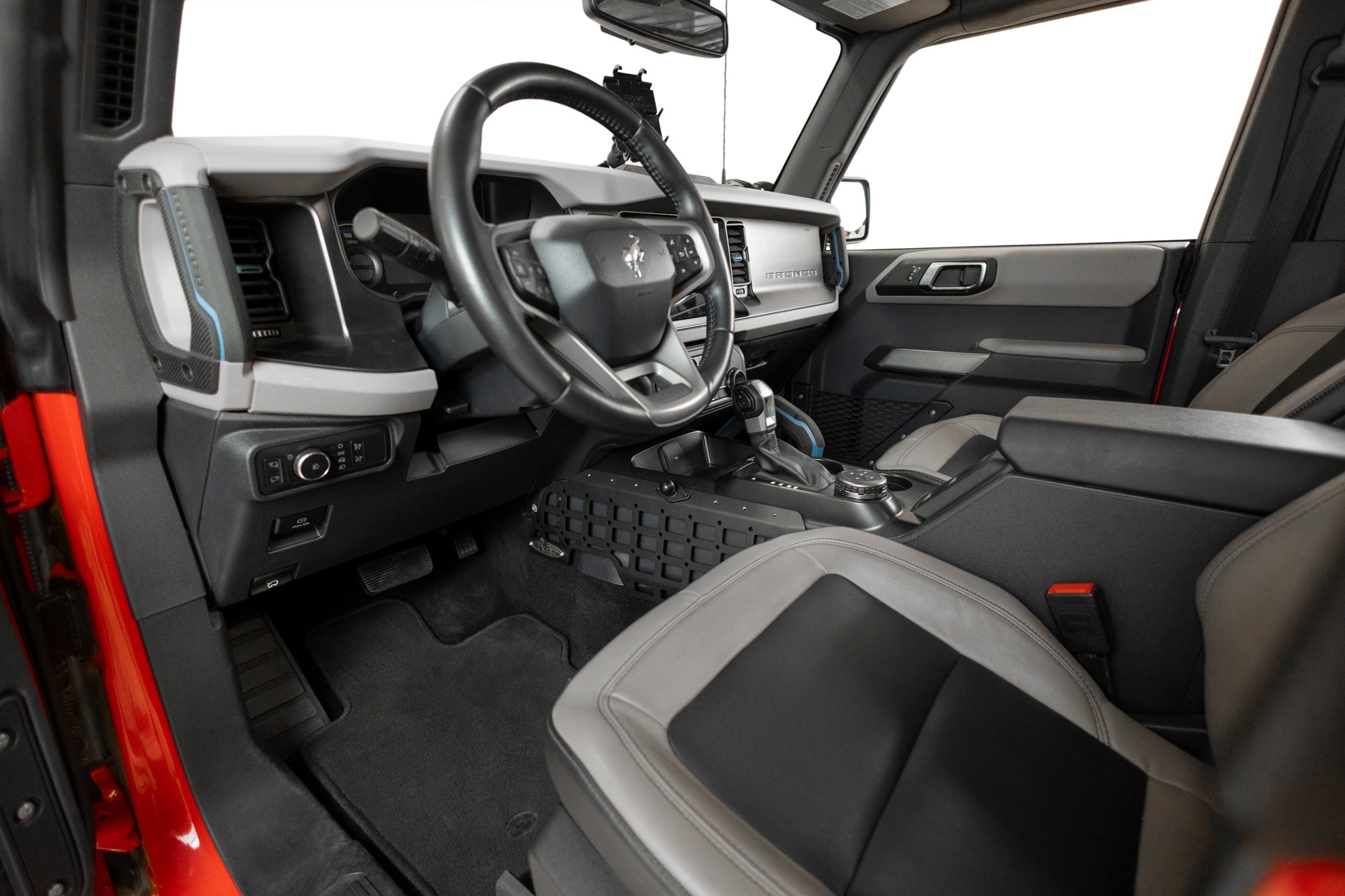 2021_Ford_Bronco_CCM_Installed-10 - NVMOS