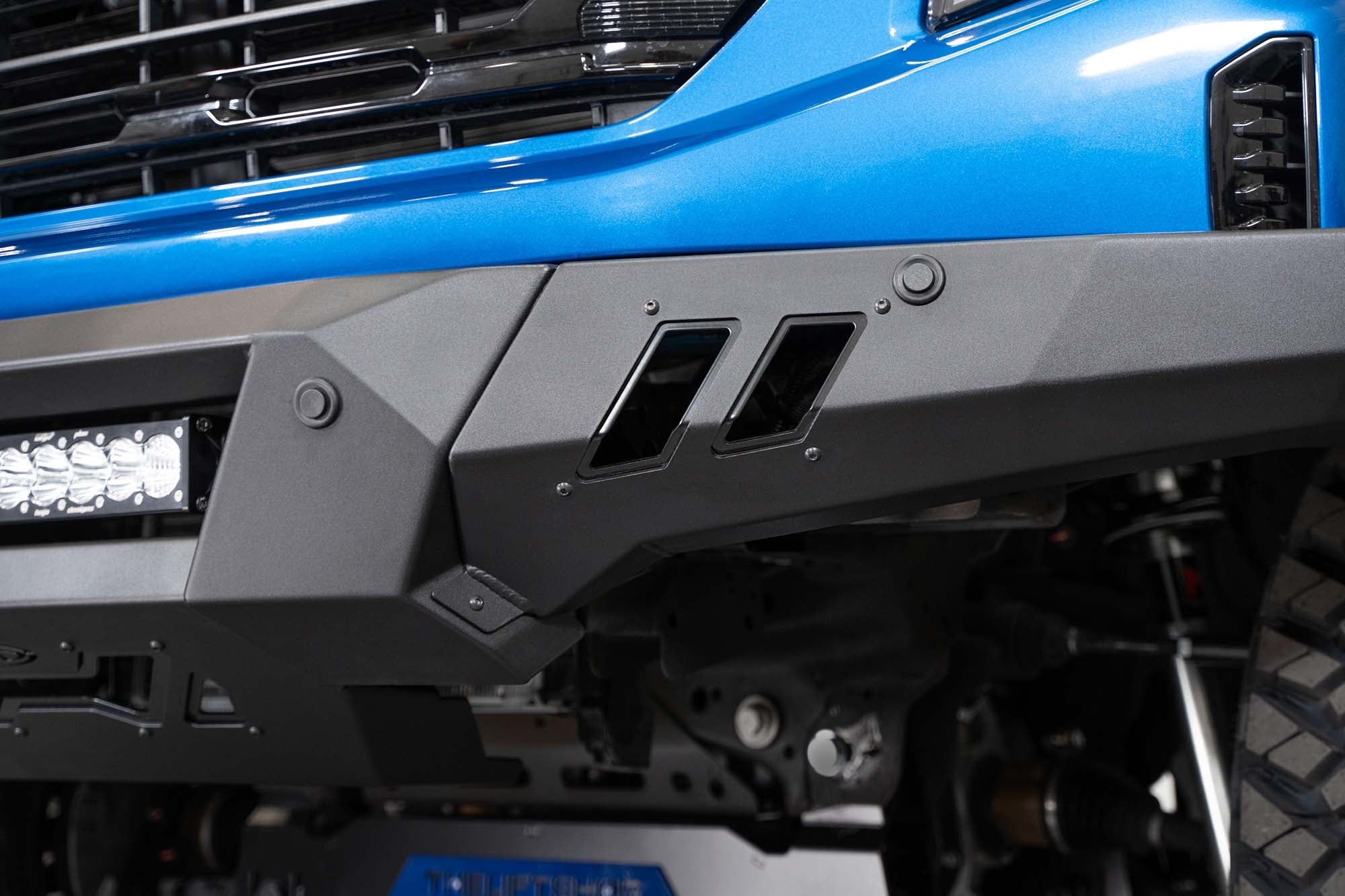 2022_GMC-Sierra-1500-black-label-front-bumper-installed-5 - NVMOS